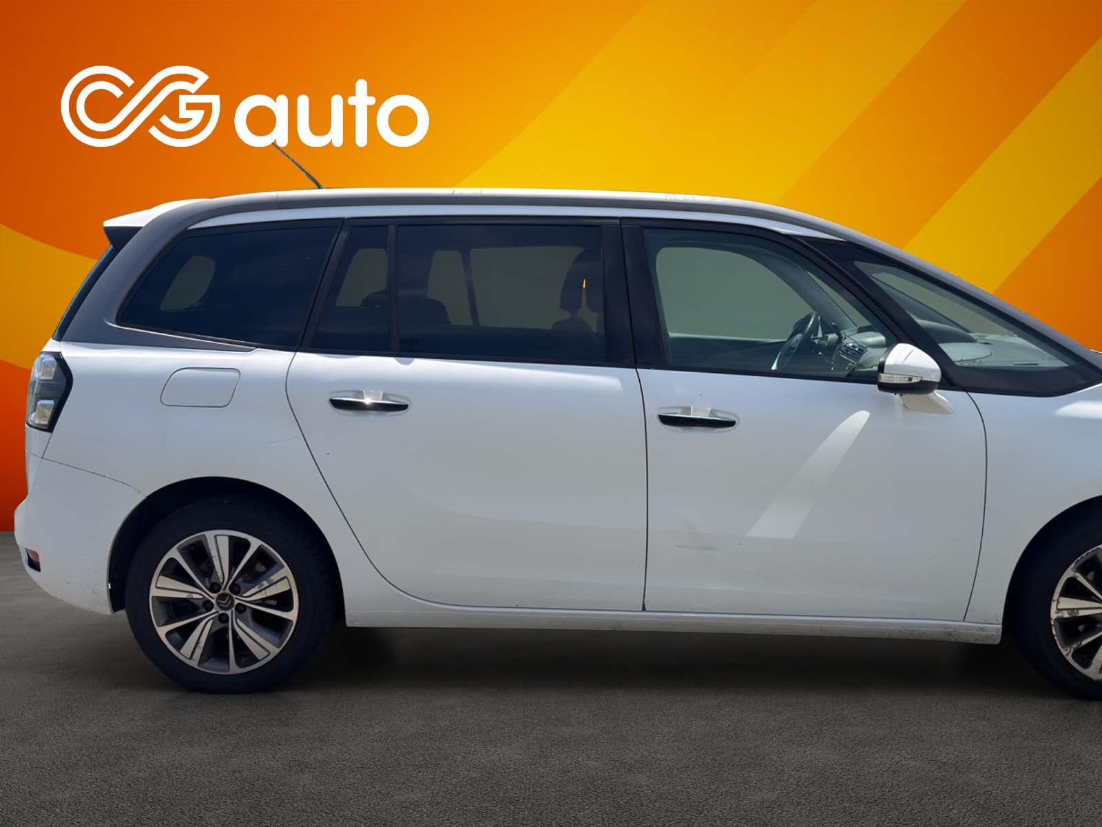 CITROEN Grand C4 Picasso 1.6 e-HDi Attraction EGS6-image-4