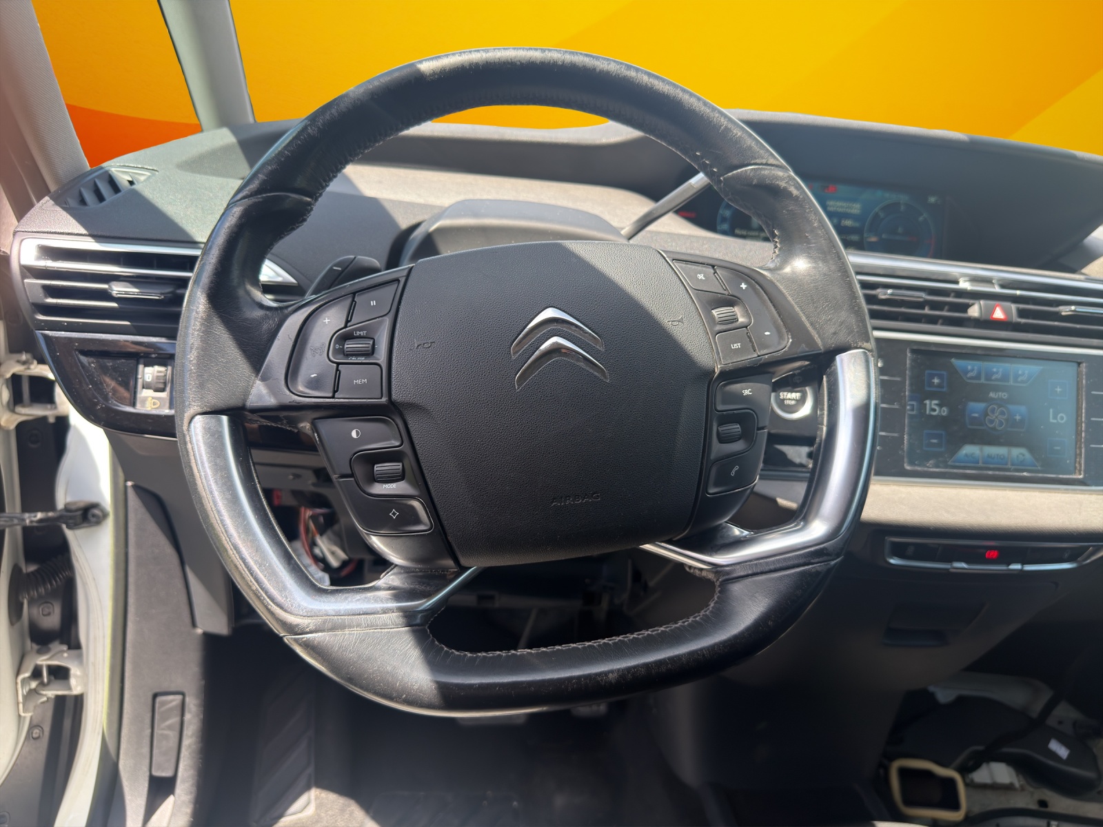 CITROEN Grand C4 Picasso 1.6 e-HDi Attraction EGS6-image-10