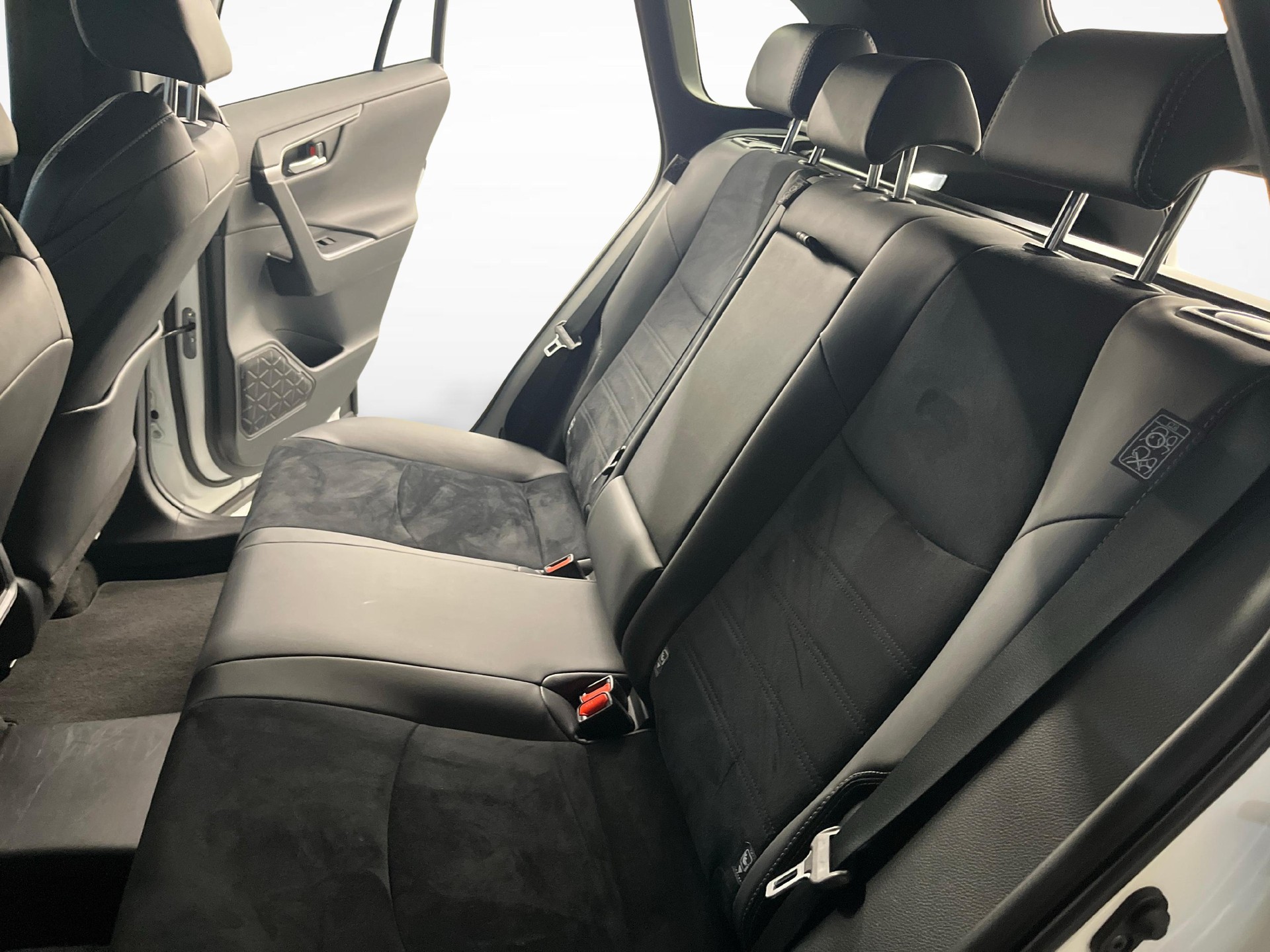 TOYOTA RAV4 2.5 Plug-In-Hybrid GR Sport-image-10