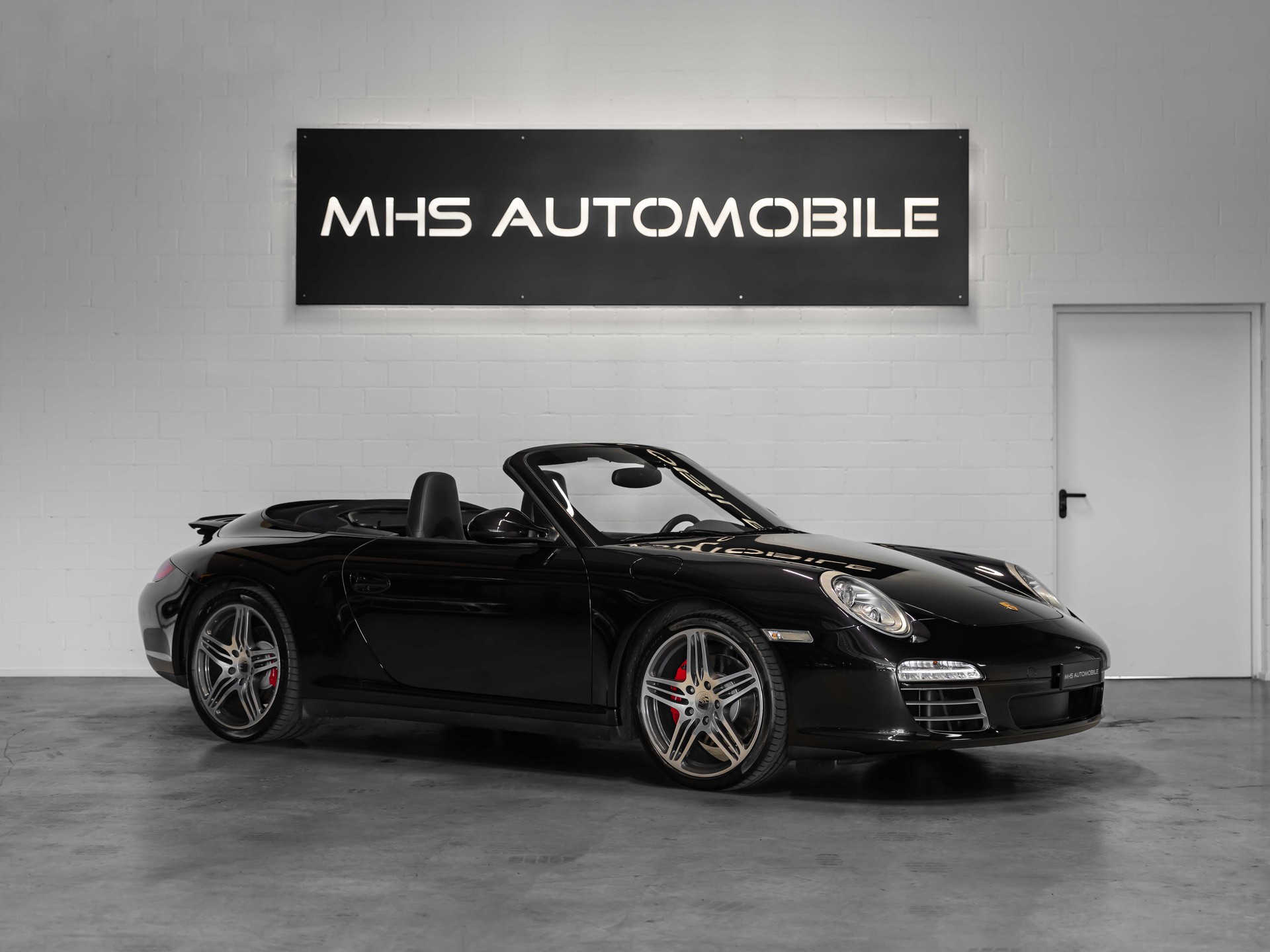 PORSCHE 911 Cabrio Carrera 4S-image-6