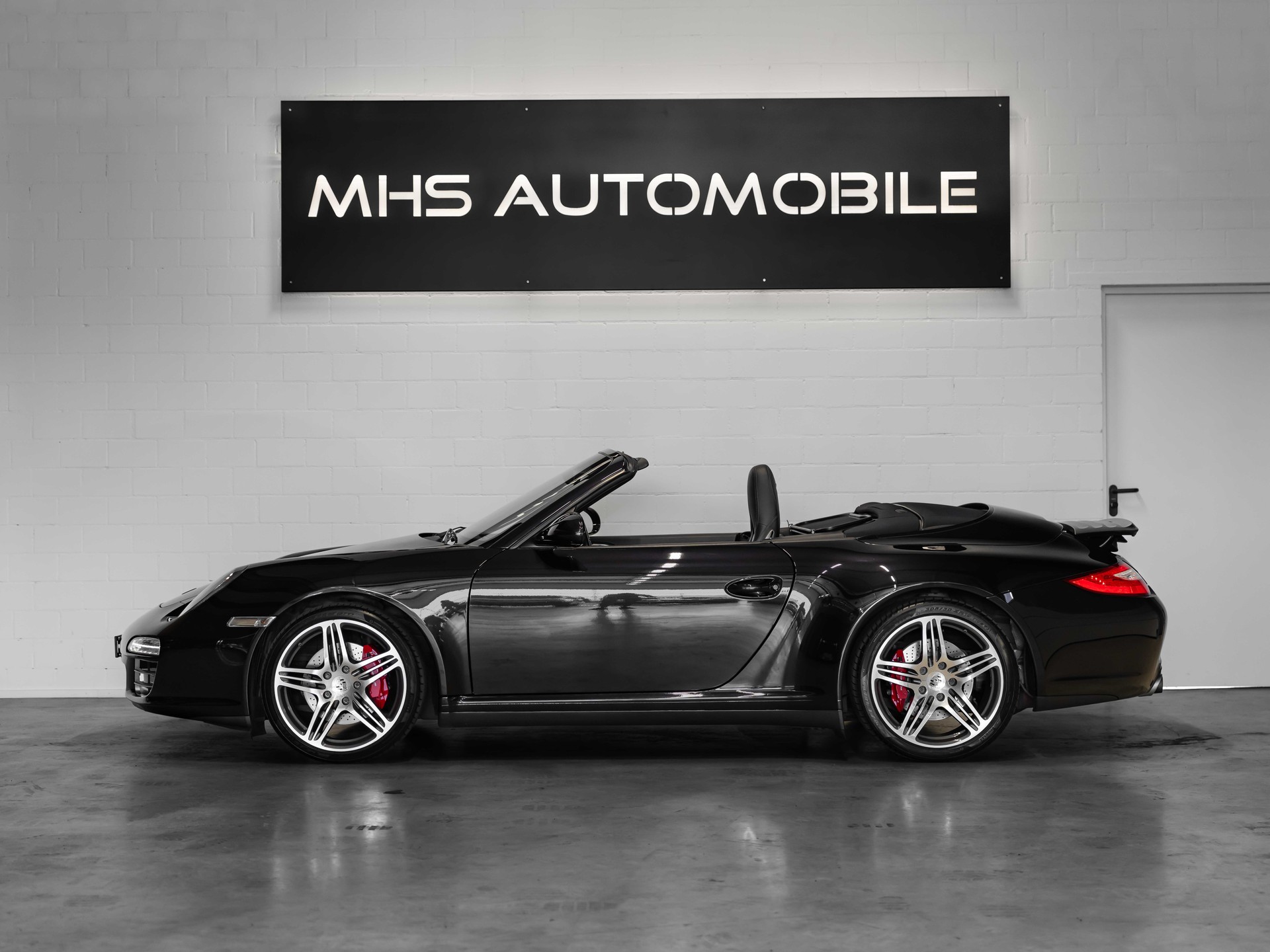 PORSCHE 911 Cabrio Carrera 4S-showroom-element-2