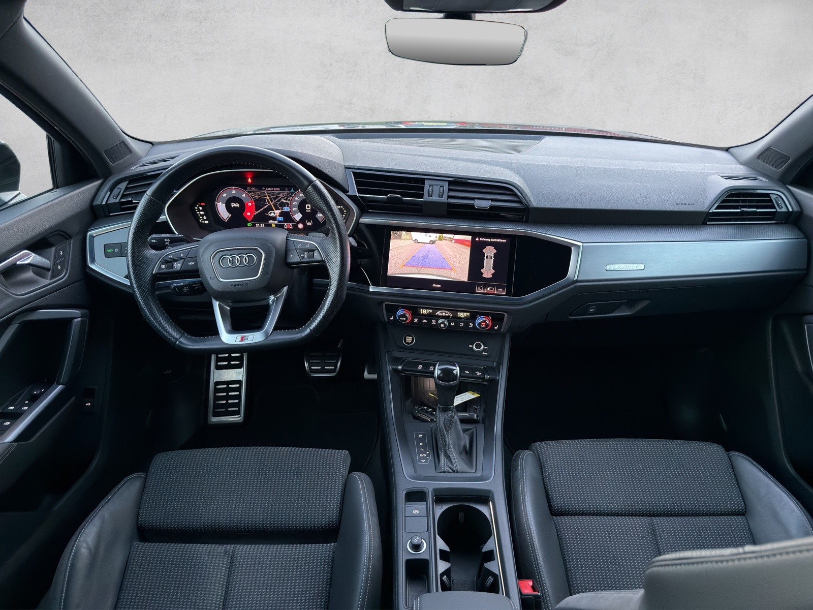 AUDI Q3 40 TDI S line Attraction quattro S-tronic-image-10