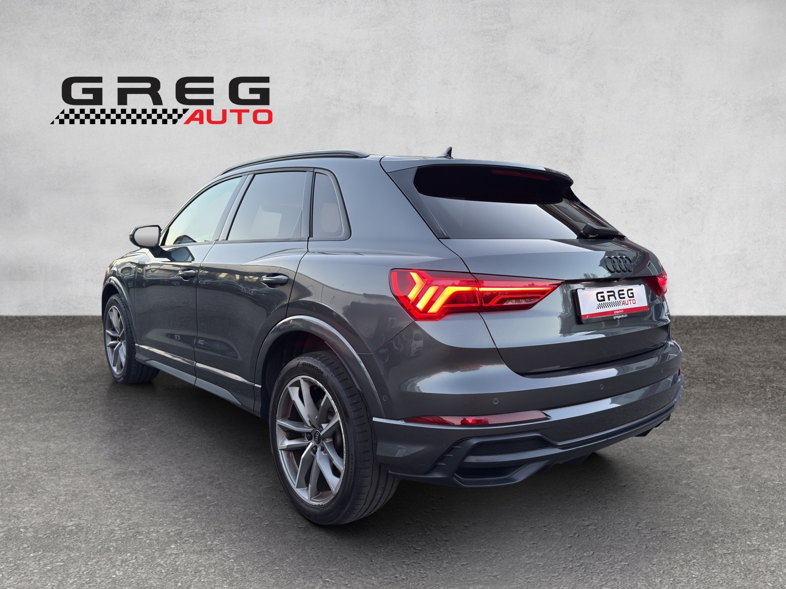 AUDI Q3 40 TDI S line Attraction quattro S-tronic-showroom-element-3