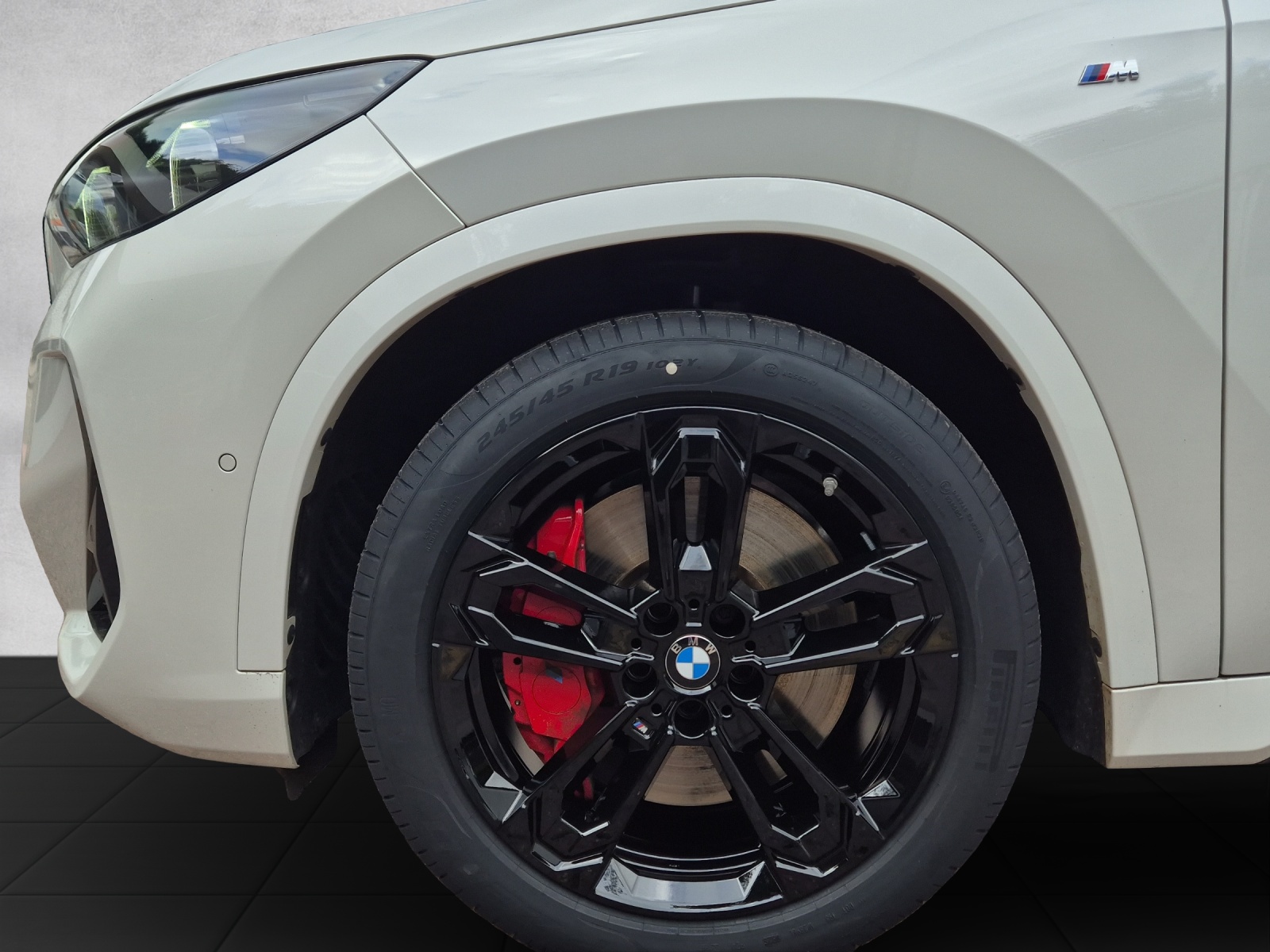 BMW X1 xDrive 23i 48V M Sport Pro-showroom-element-3