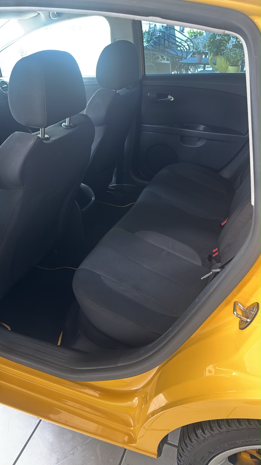 SEAT Leon 2.0 TSI FR-image-6