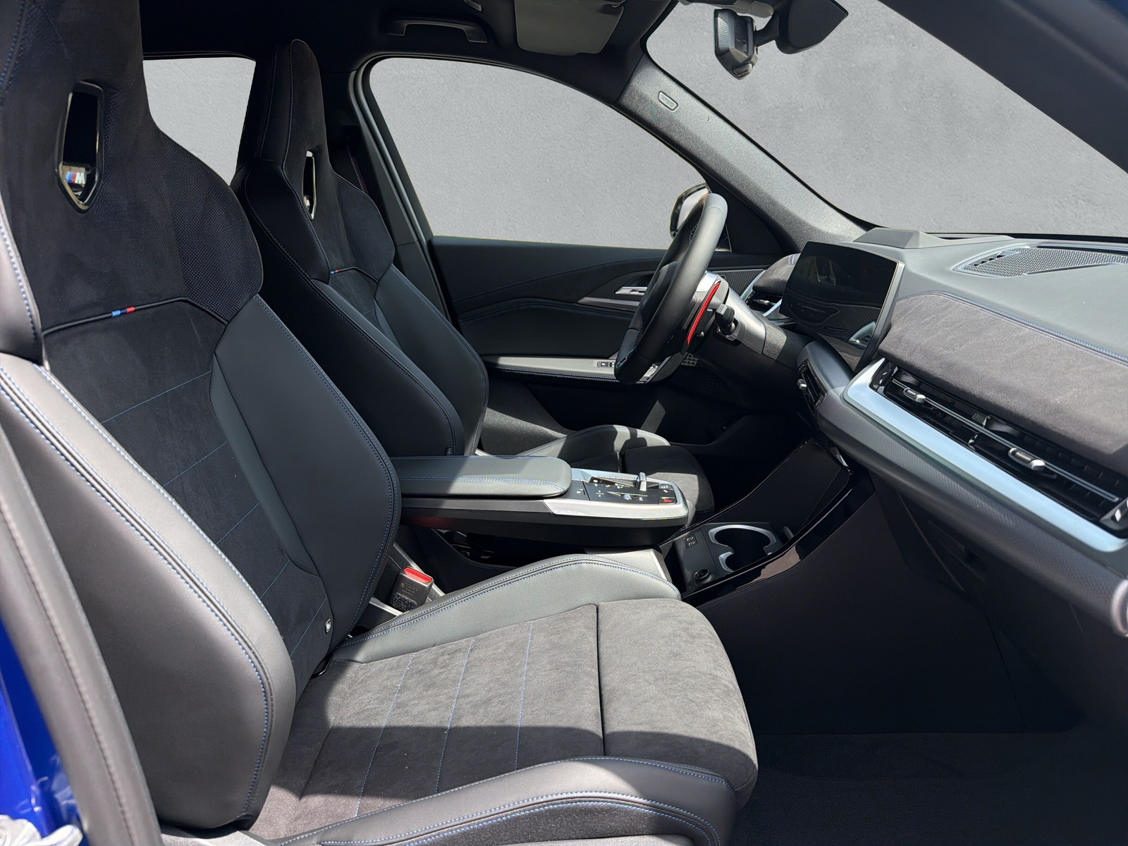 BMW X1 xDrive M35i-image-12