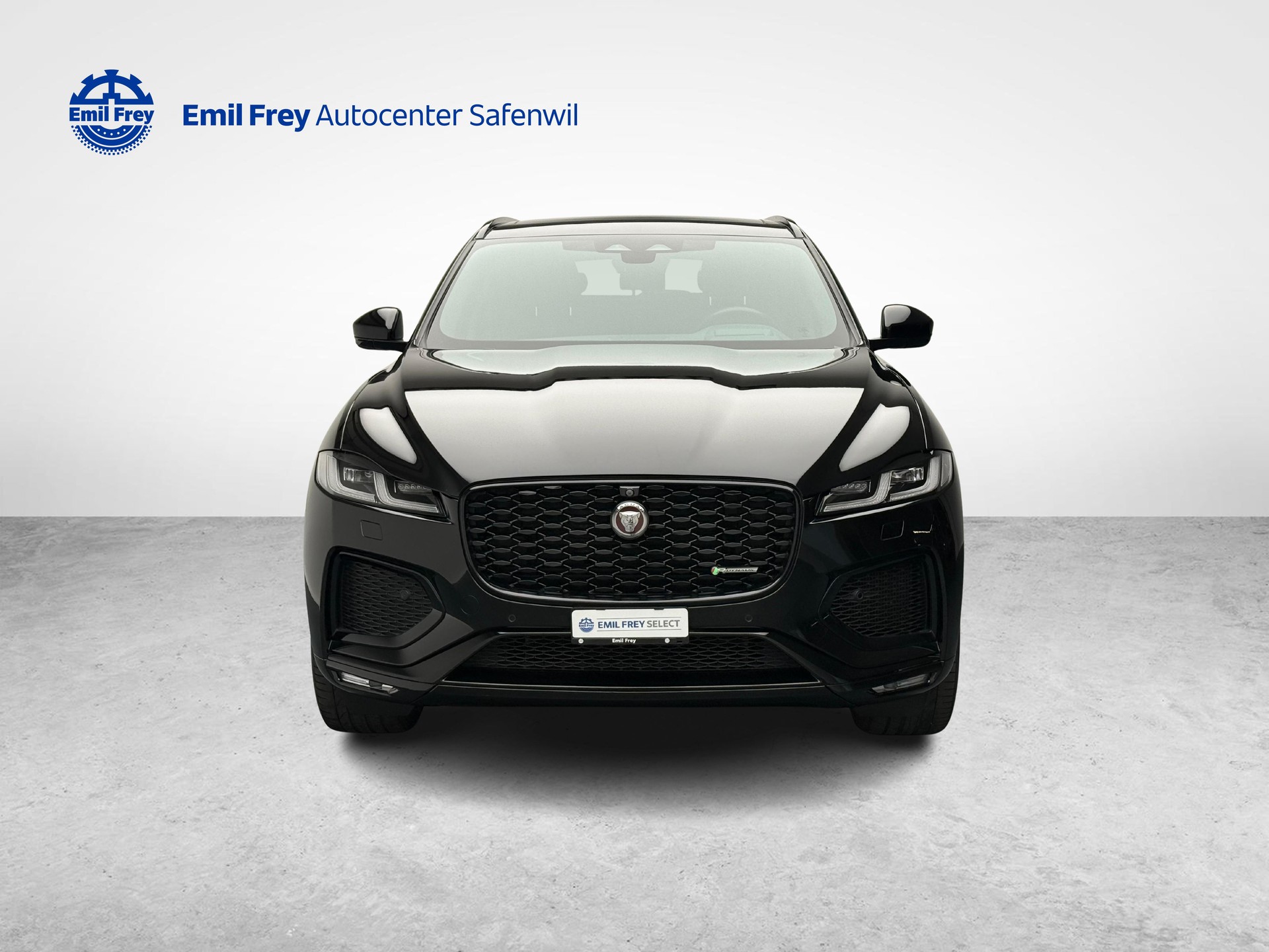 JAGUAR F-Pace 3.0 I6 R-Dynamic SE AWD-image-6