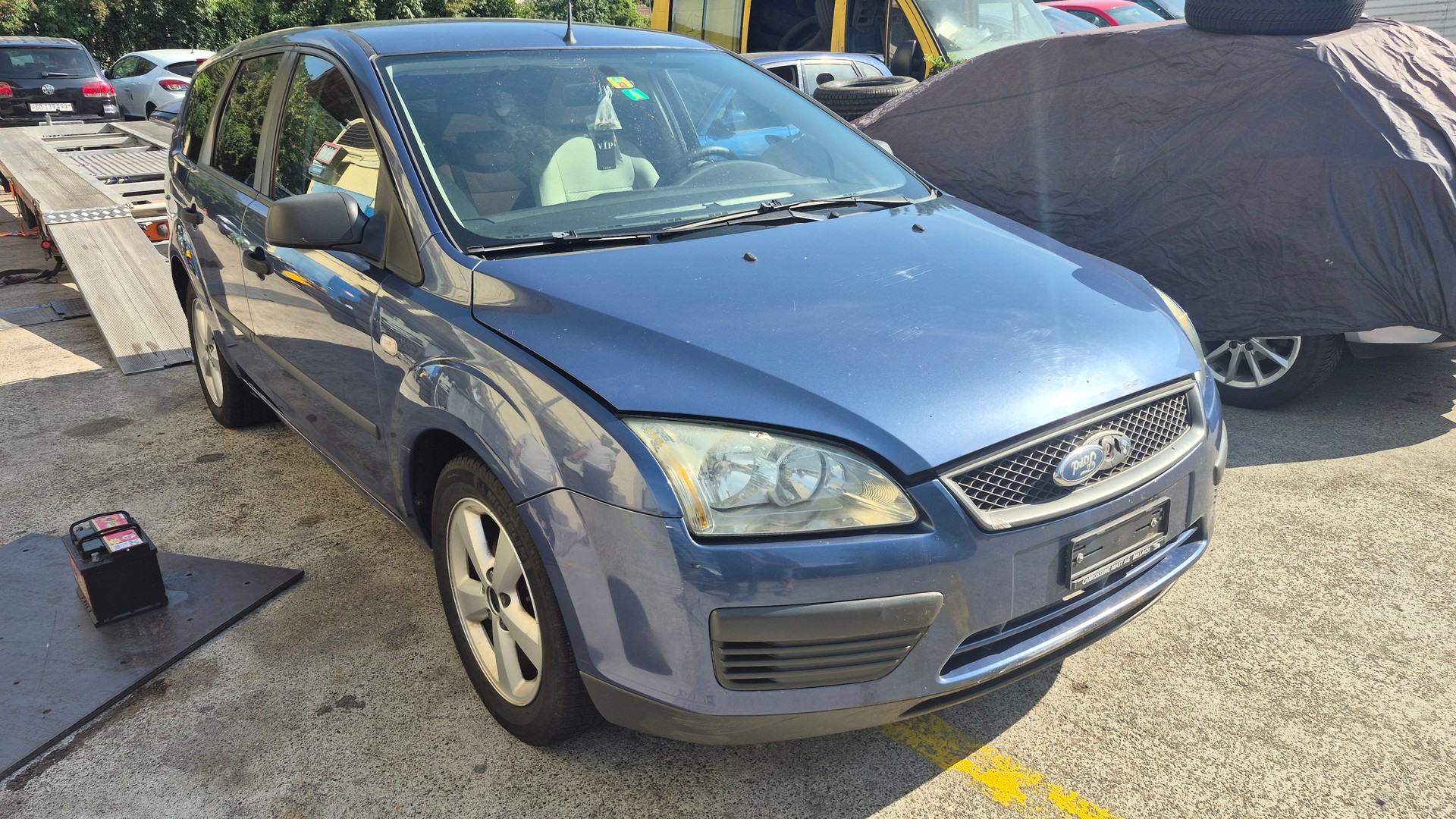 FORD Focus 1.6i Trend-image-2