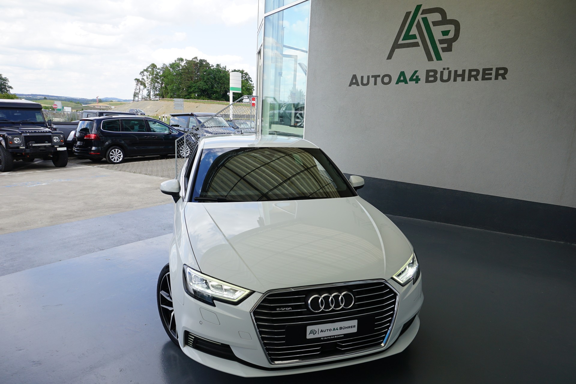 AUDI A3 40 TFSI e-tron Sport 204PS Automat "kann rund 35 bis 40km rein elektrisch fahren"-showroom-element-2
