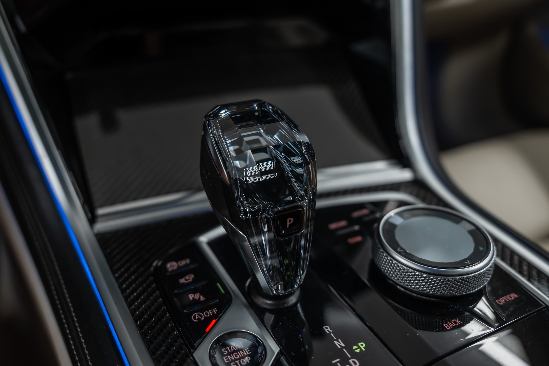BMW M850i xDrive Grand Coupé Steptronic *Performance-Sitze*B&W-Diamond*Head-Up*Panorama*-image-29