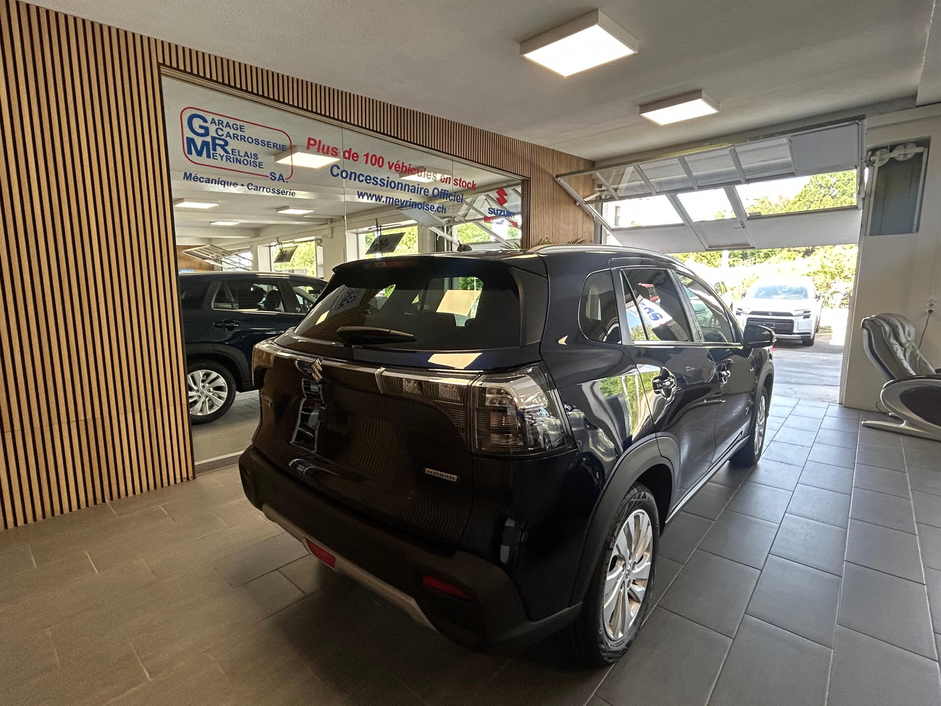 SUZUKI S-Cross 1.4 T Piz Sulai Hybrid 4x4 4 ROUES HIVER OFFERT-image-6