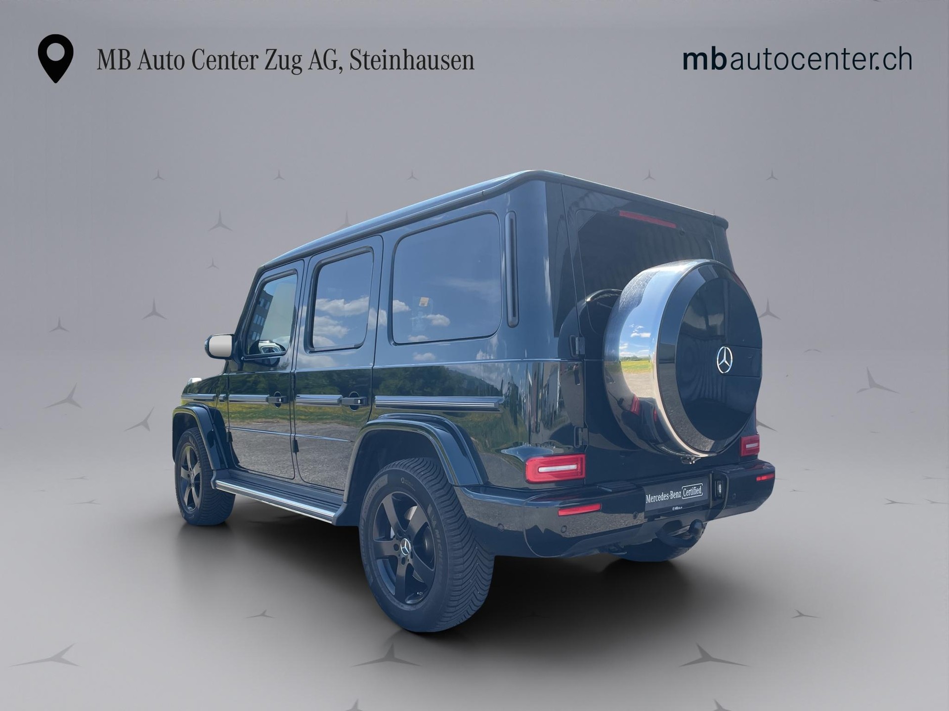 MERCEDES-BENZ G 400 d-showroom-element-3