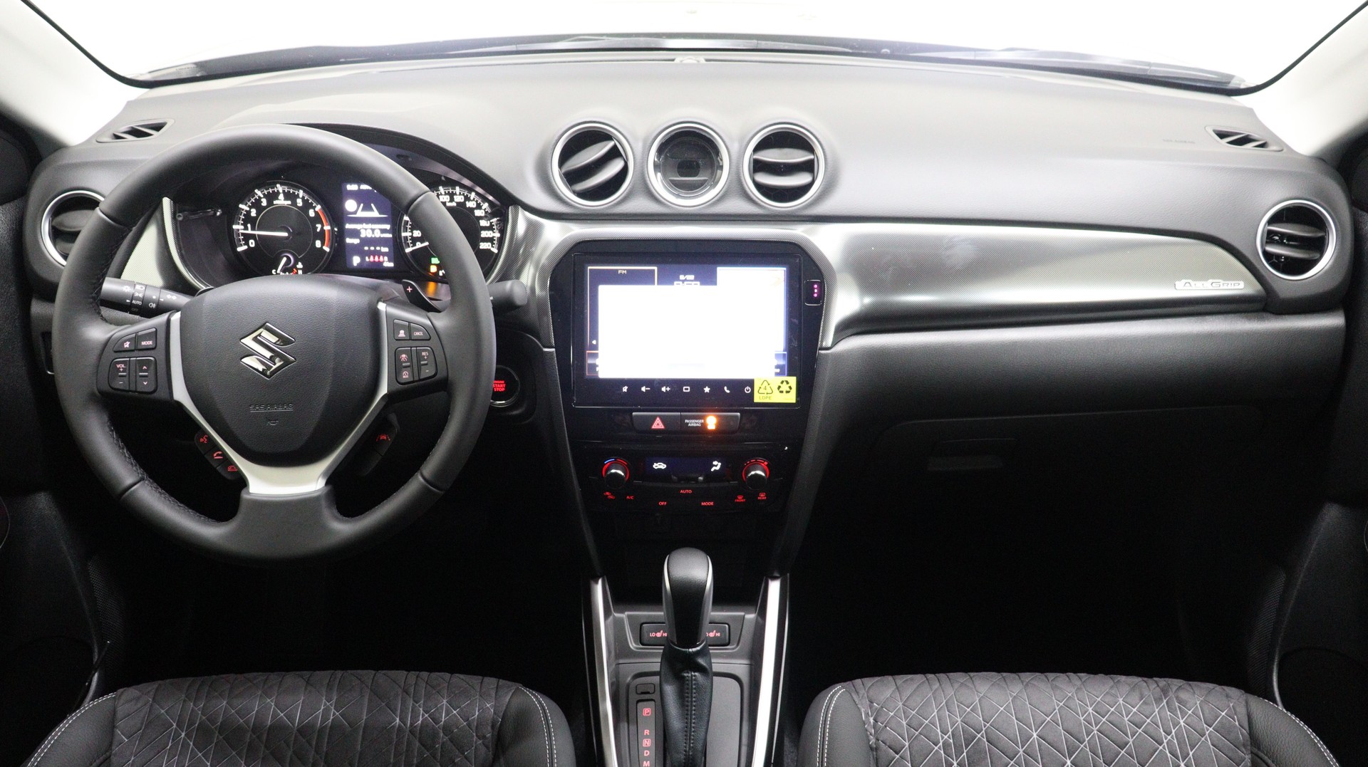 SUZUKI Vitara 1.4 T Compact Top Hybrid 4x4-image-5