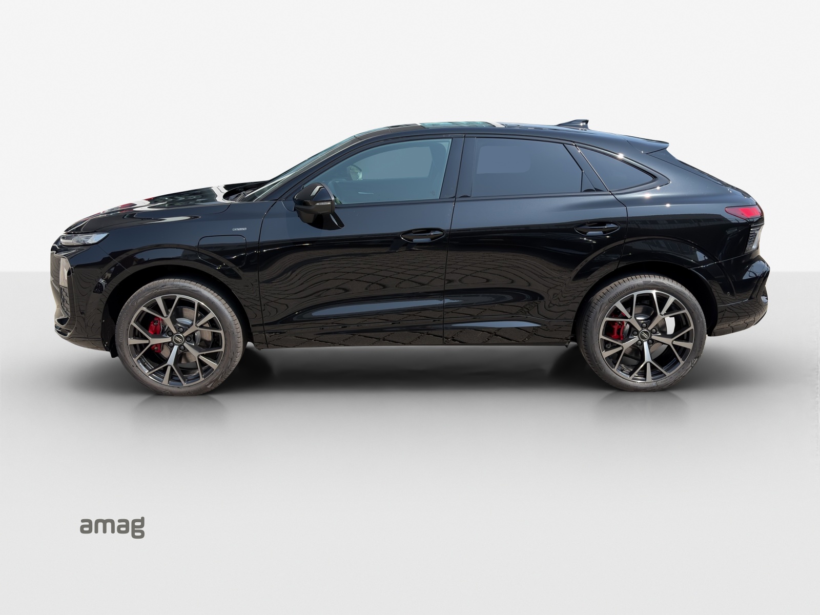 AUDI Q3 Sportback e-hybrid 200 kW S tronig-showroom-element-1