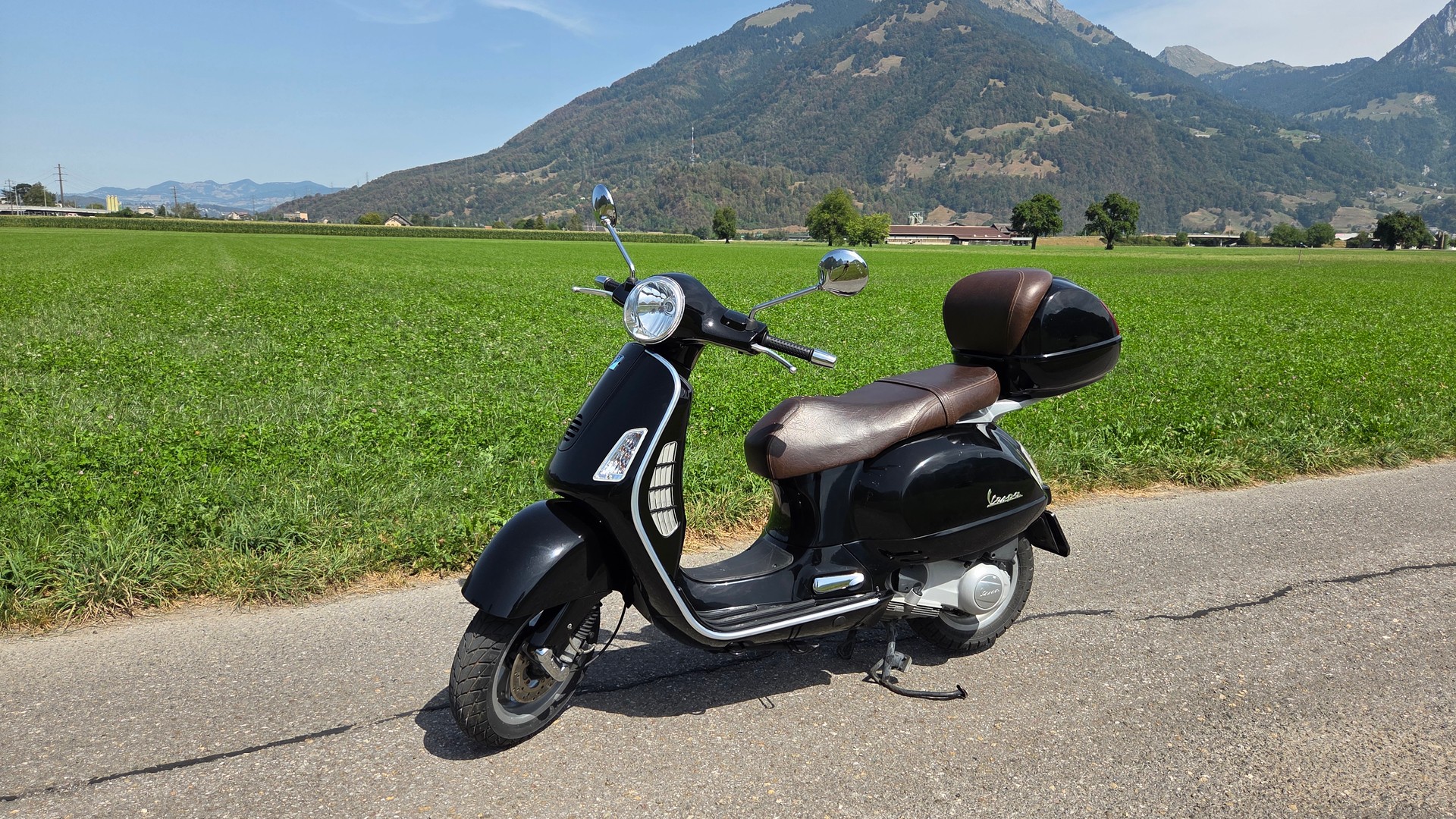 PIAGGIO Vespa 200 GT-image-0