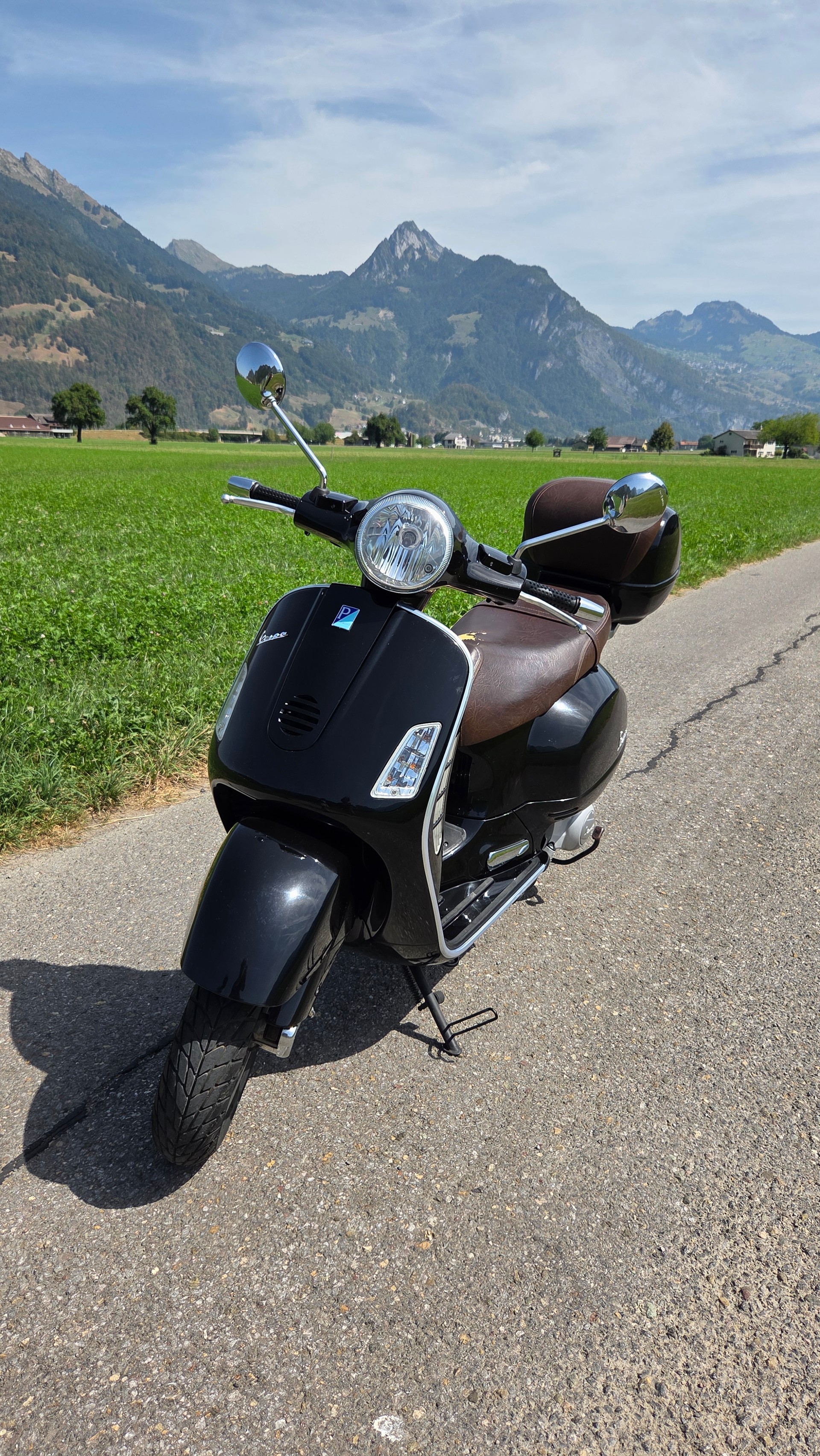 PIAGGIO Vespa 200 GT-image-1