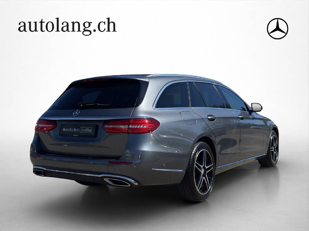 MERCEDES-BENZ E 200 Exclusive 4Matic T-Modell-showroom-element-3