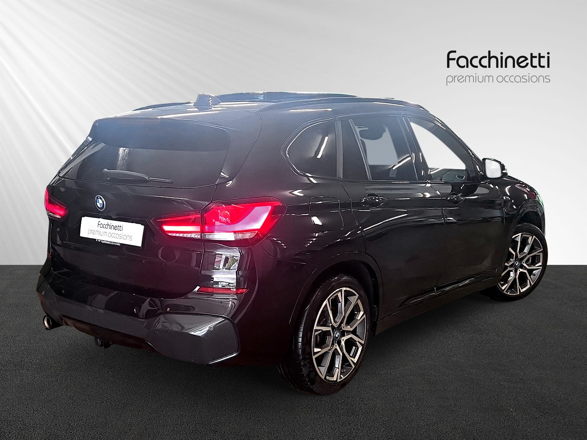 BMW X1 xDrive 25e M Sport Steptronic-showroom-element-2