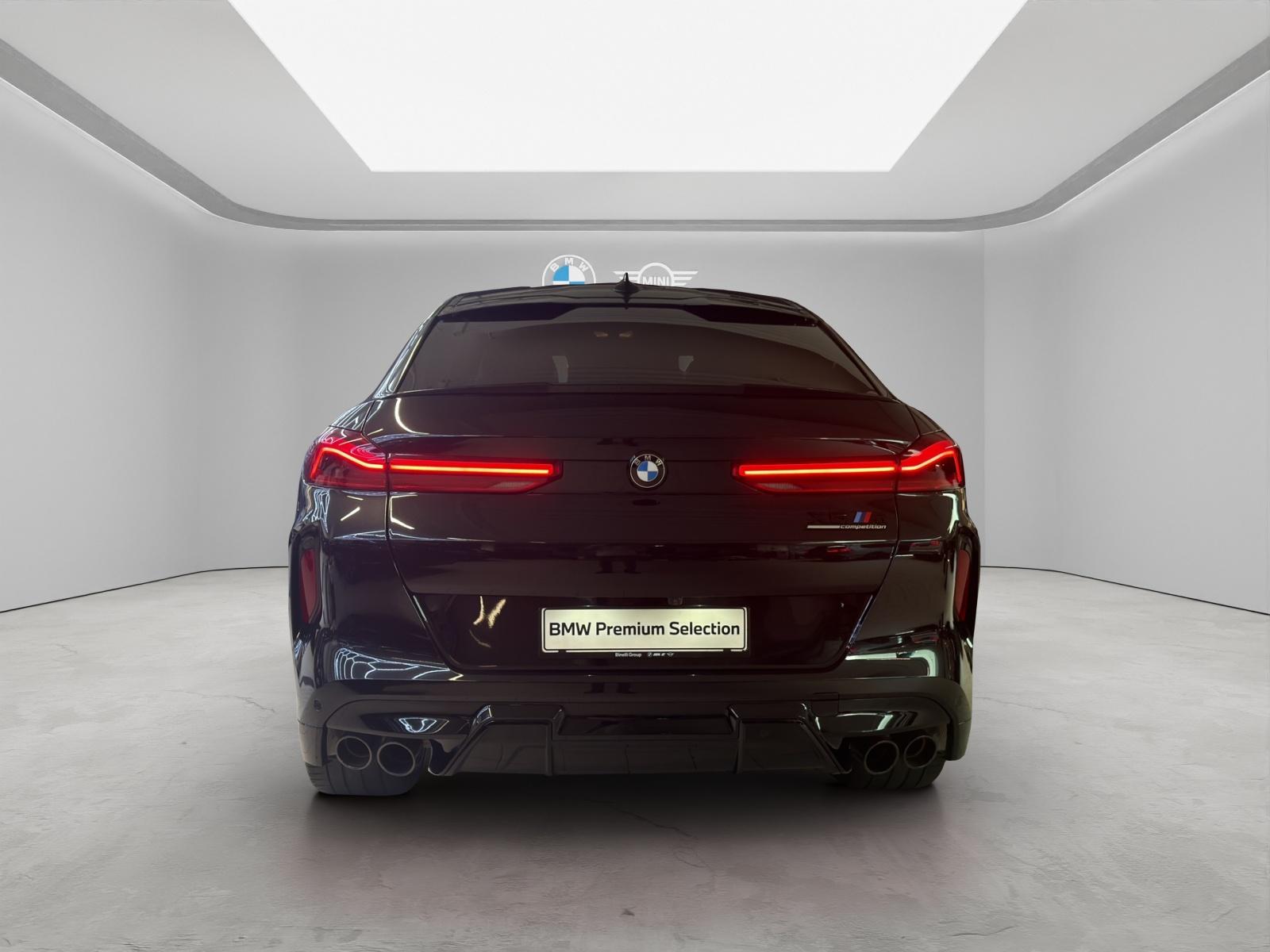 BMW X6 M Competition-showroom-element-3