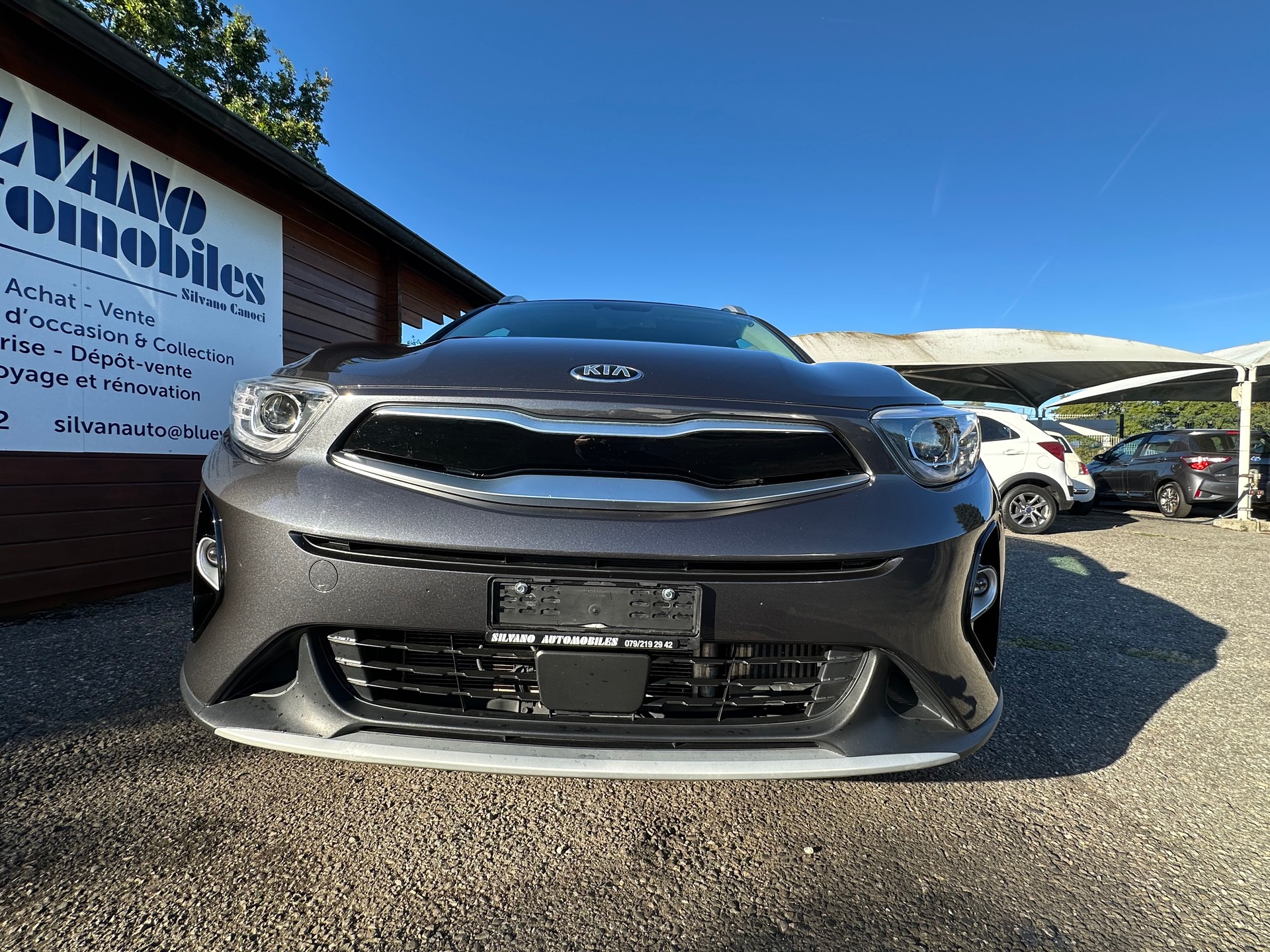 KIA Stonic 1.0 T-GDi-showroom-element-3