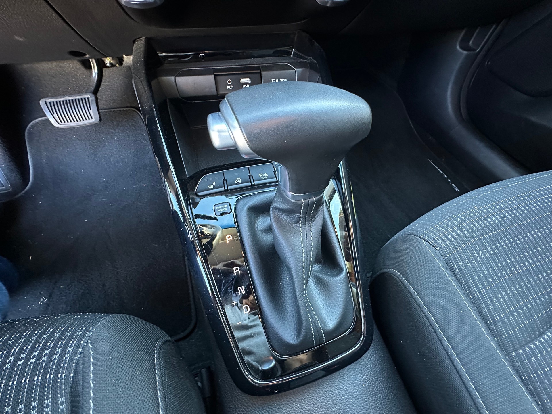 KIA Stonic 1.0 T-GDi-image-23