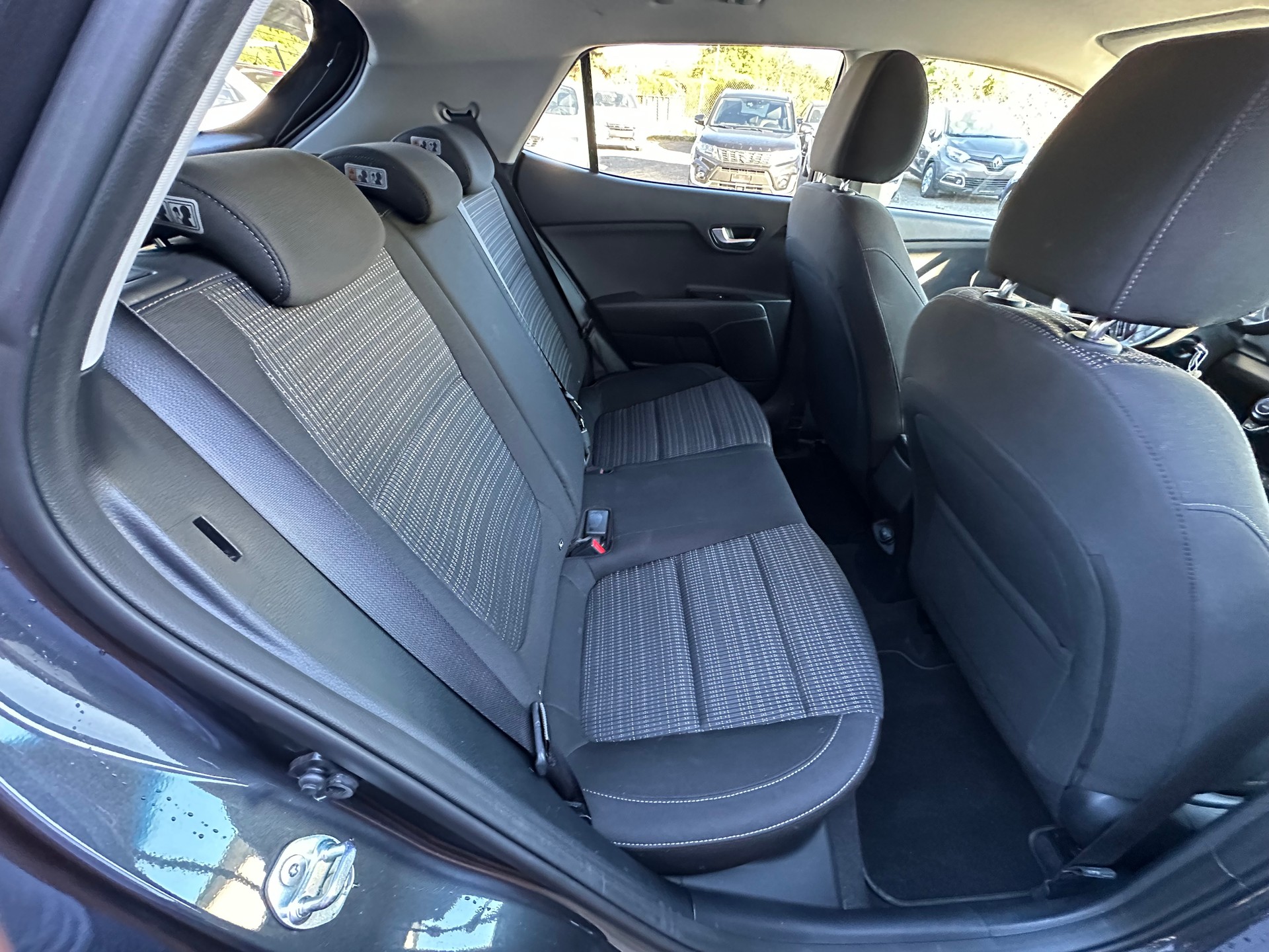 KIA Stonic 1.0 T-GDi-image-17