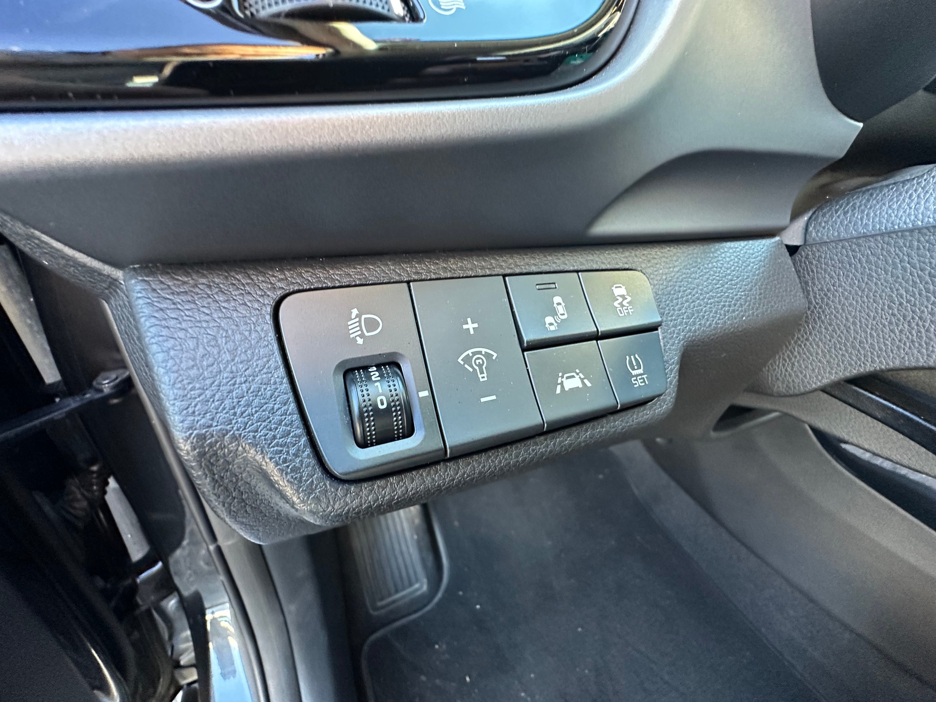 KIA Stonic 1.0 T-GDi-image-21