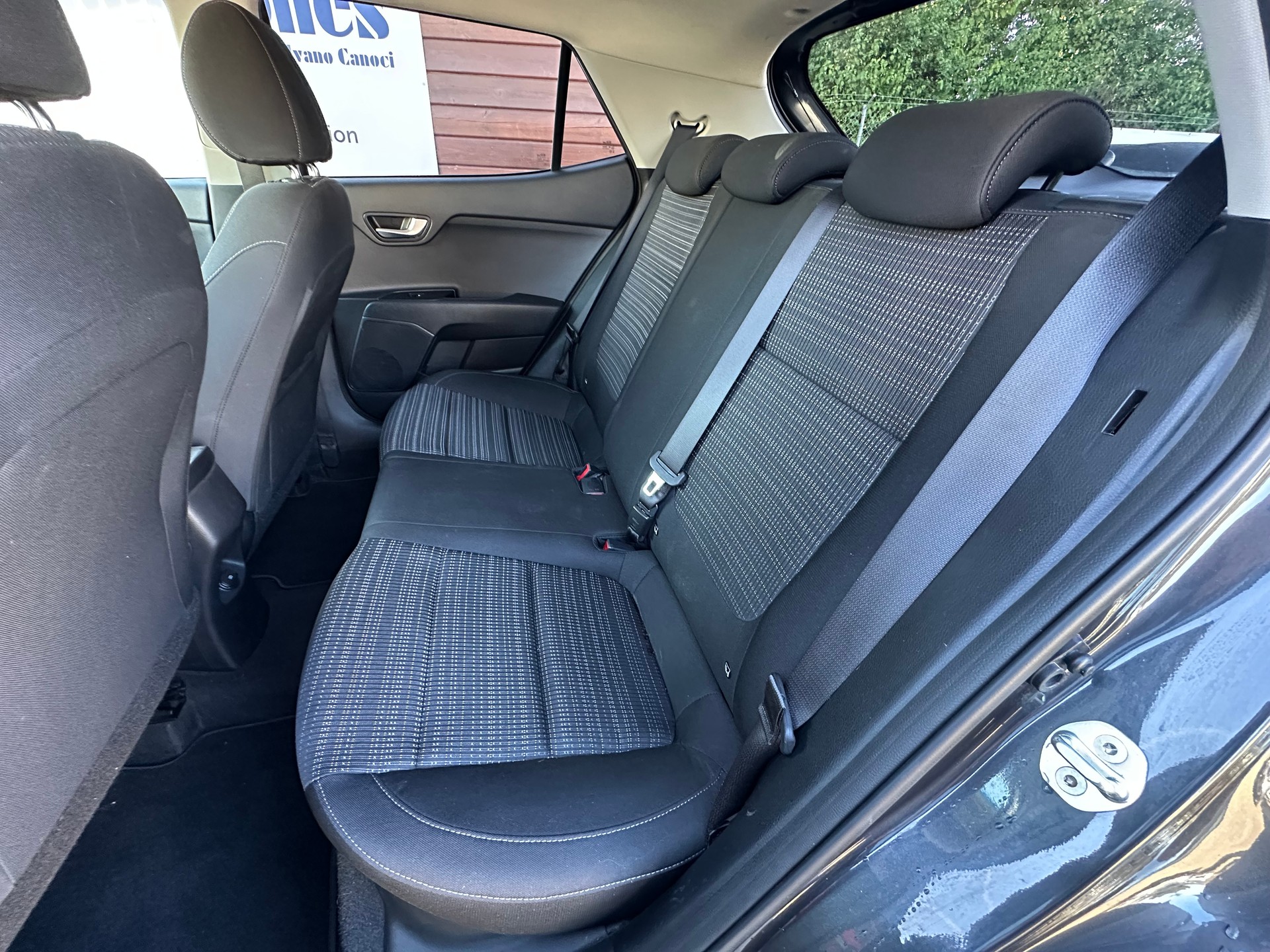 KIA Stonic 1.0 T-GDi-image-13