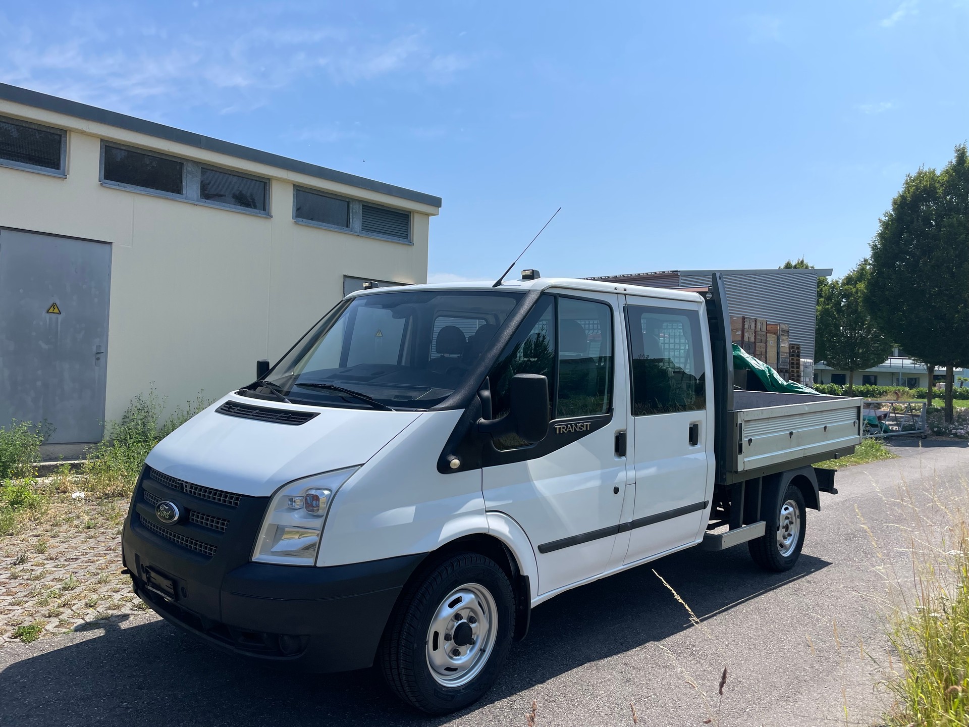 FORD Transit Van 350L Level 3-image-1