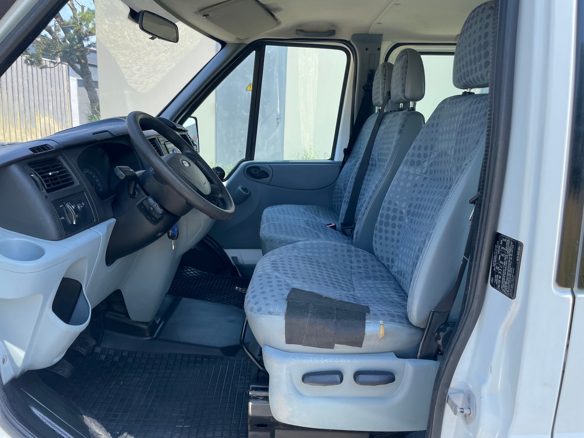 FORD Transit Van 350L Level 3-image-6