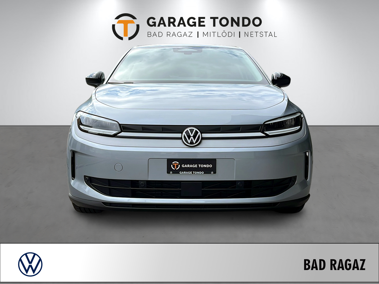 VW ID.Polo Life Edition One-showroom-element-1