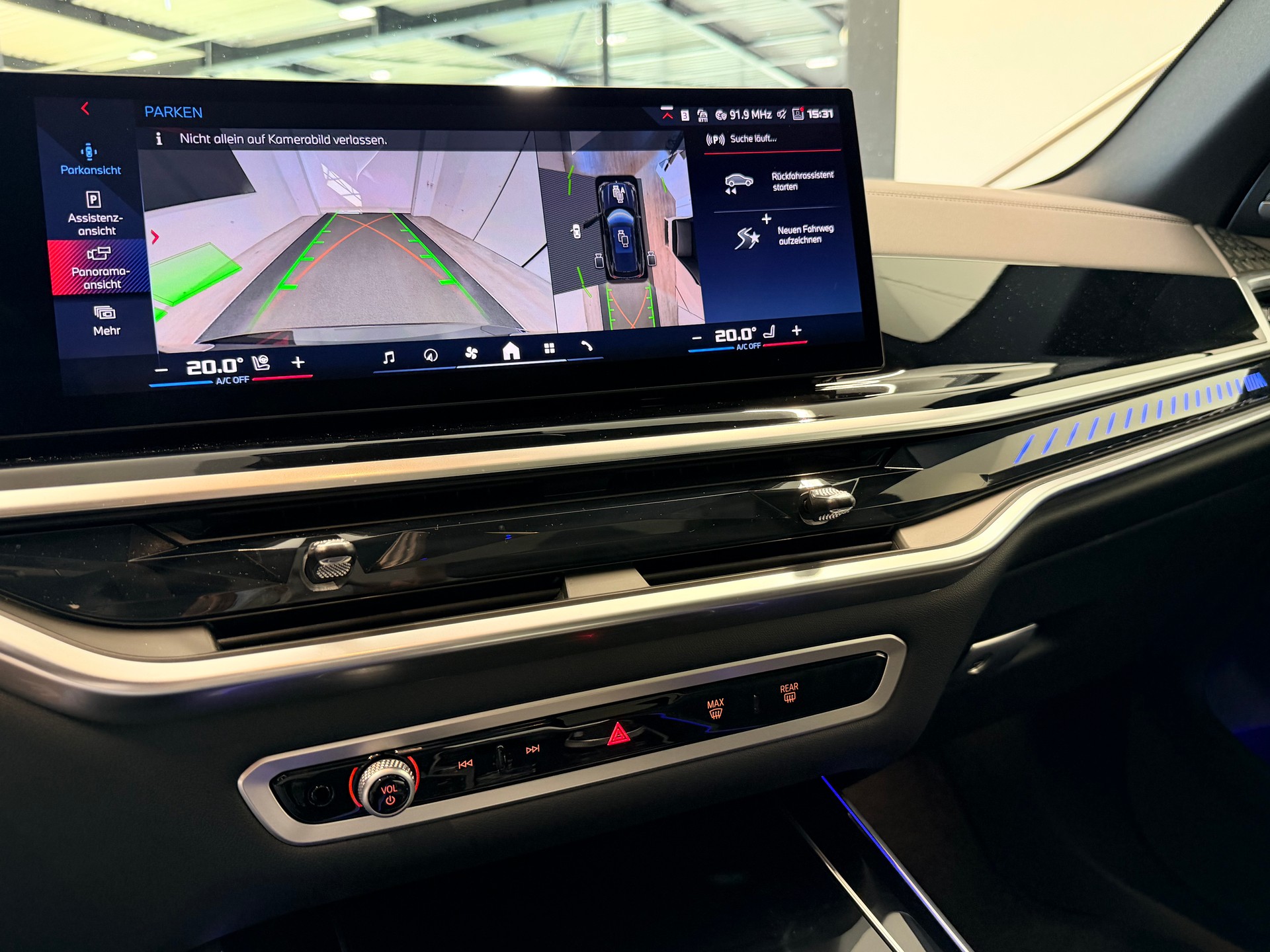 BMW X5 xDrive 48V M60i M Sport Pro Steptronic-image-26