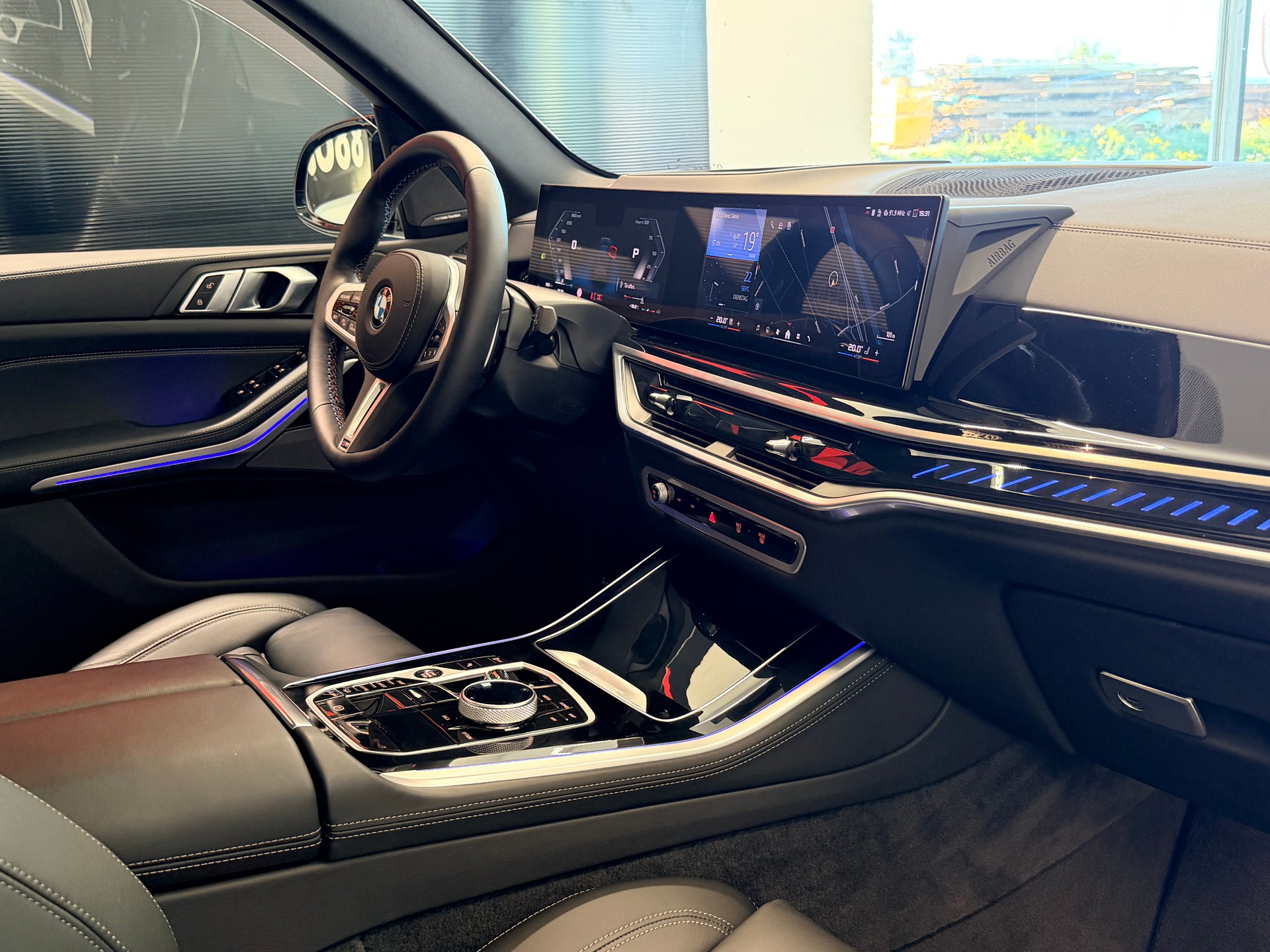 BMW X5 xDrive 48V M60i M Sport Pro Steptronic-image-22