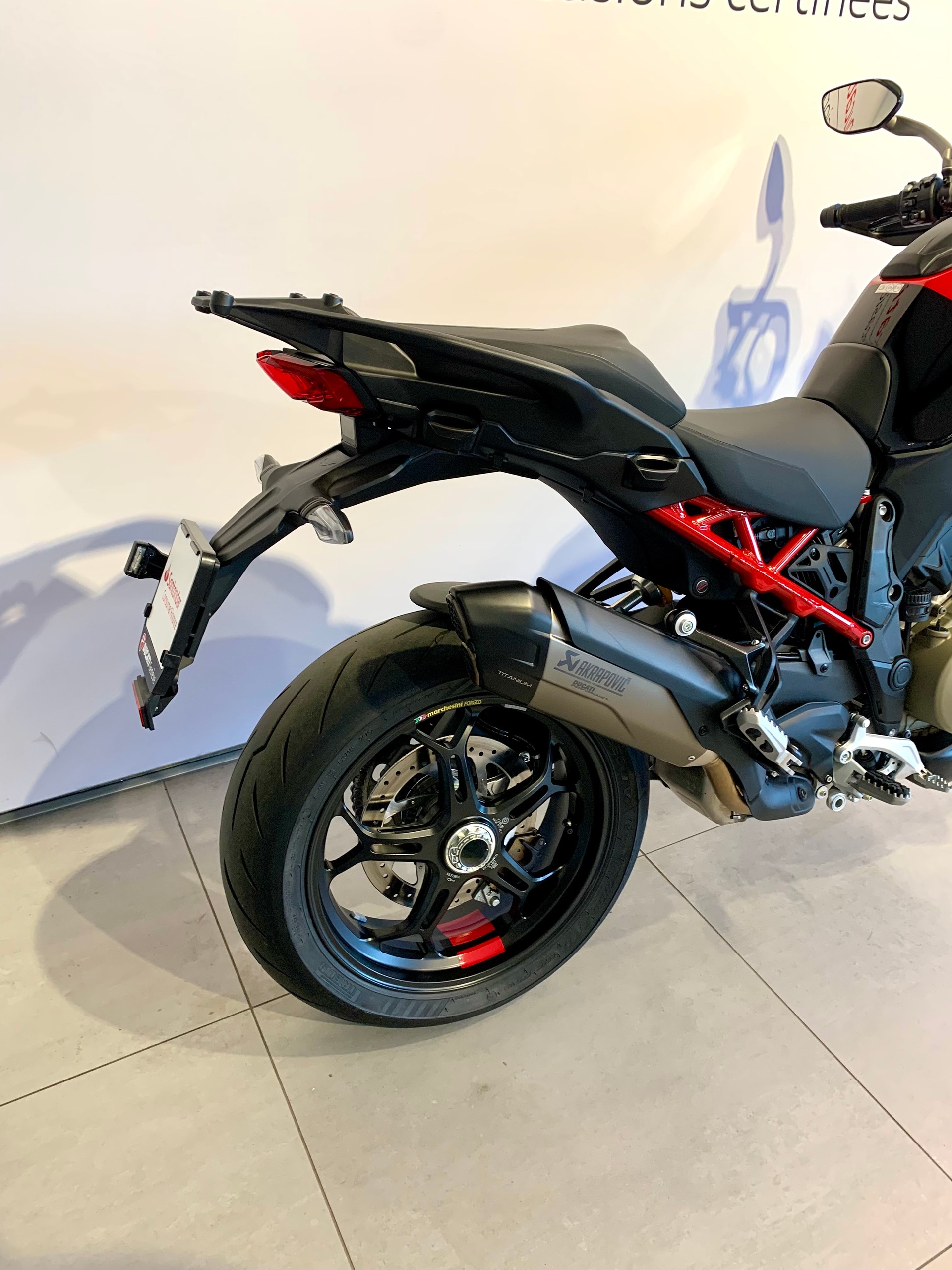 DUCATI Multistrada V4 Pikes Peak-image-7