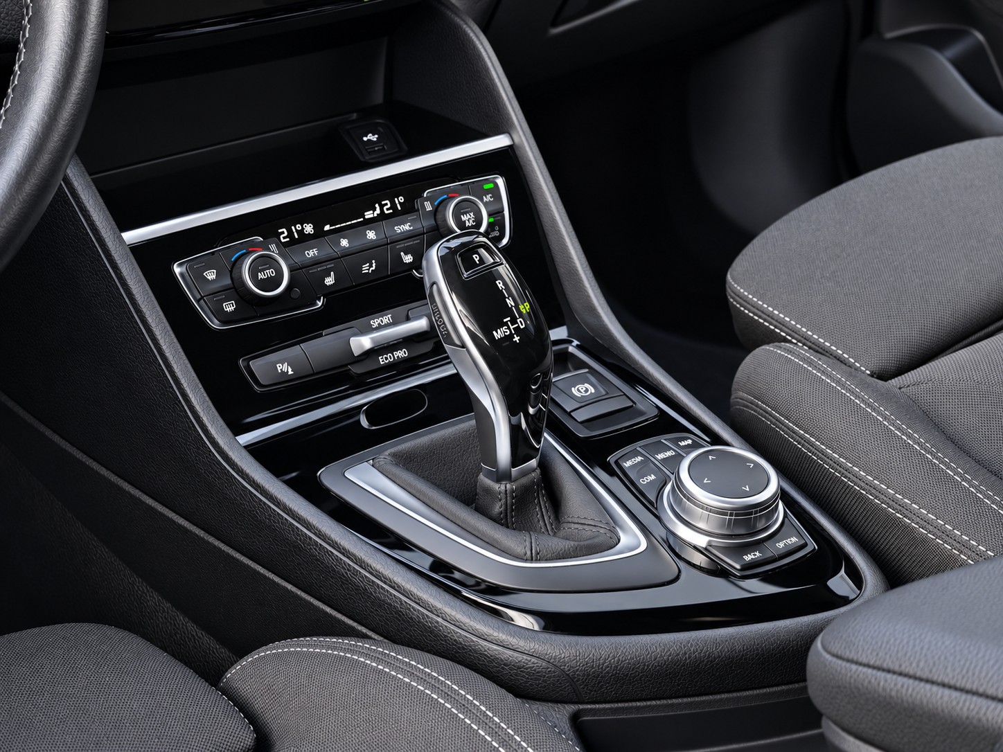 BMW 218d xDrive Gran Tourer * CH FAHRZEUG *-image-17