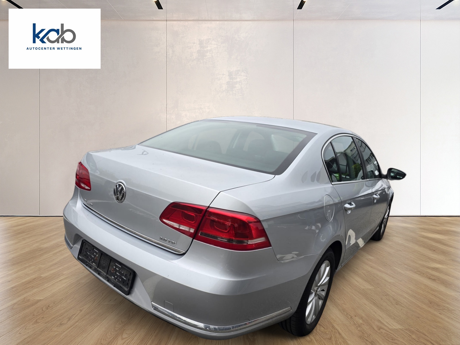 VW Passat 2.0 TDI BlueMotion Technology Trendline-showroom-element-3