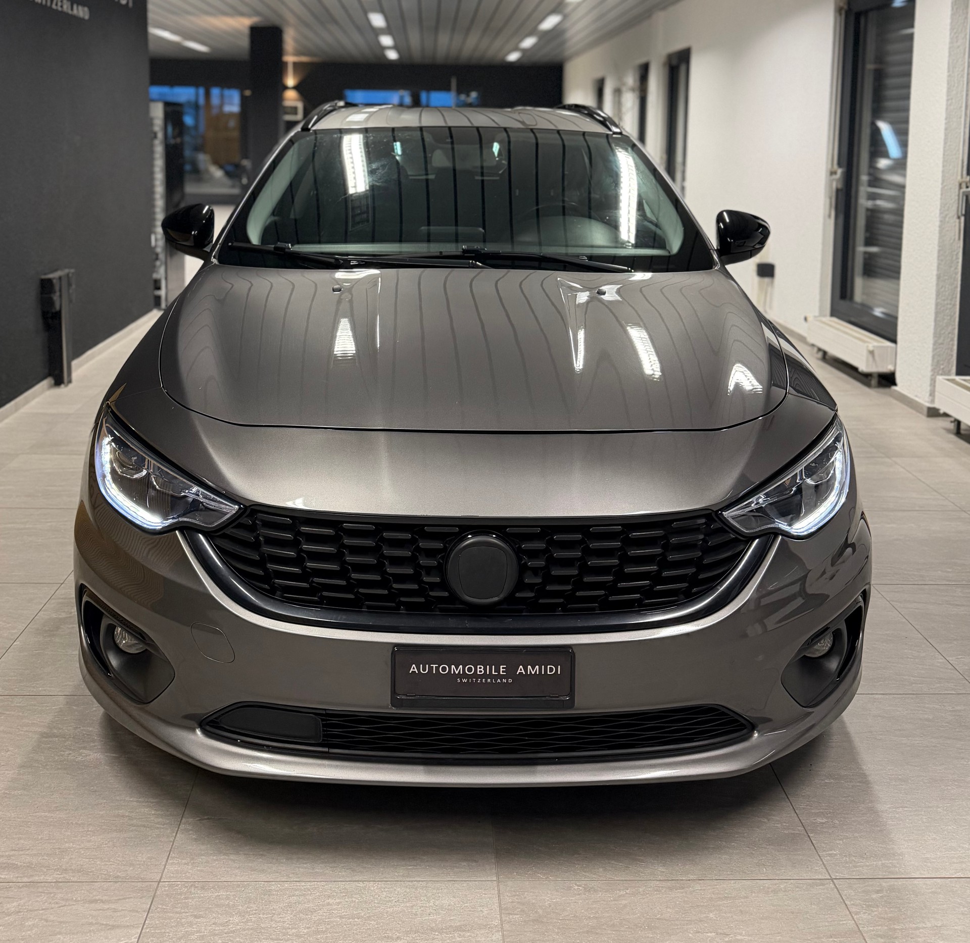 FIAT Tipo 1.6MJ Station Wagon Pop Star DCT-showroom-element-1
