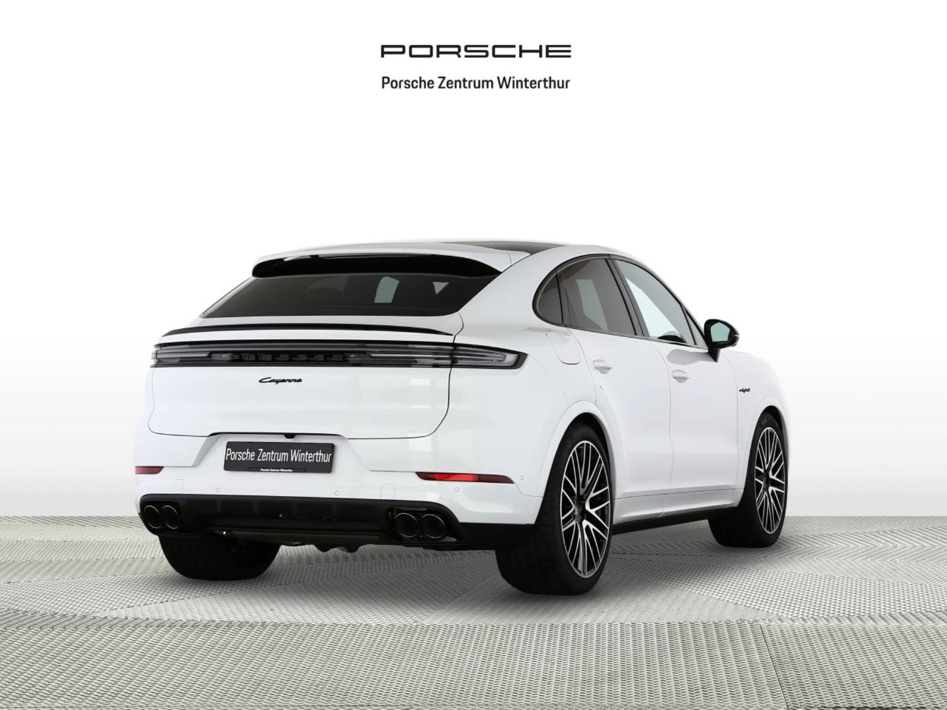 PORSCHE Cayenne E-Hybrid Coupé Black Edition-showroom-element-2