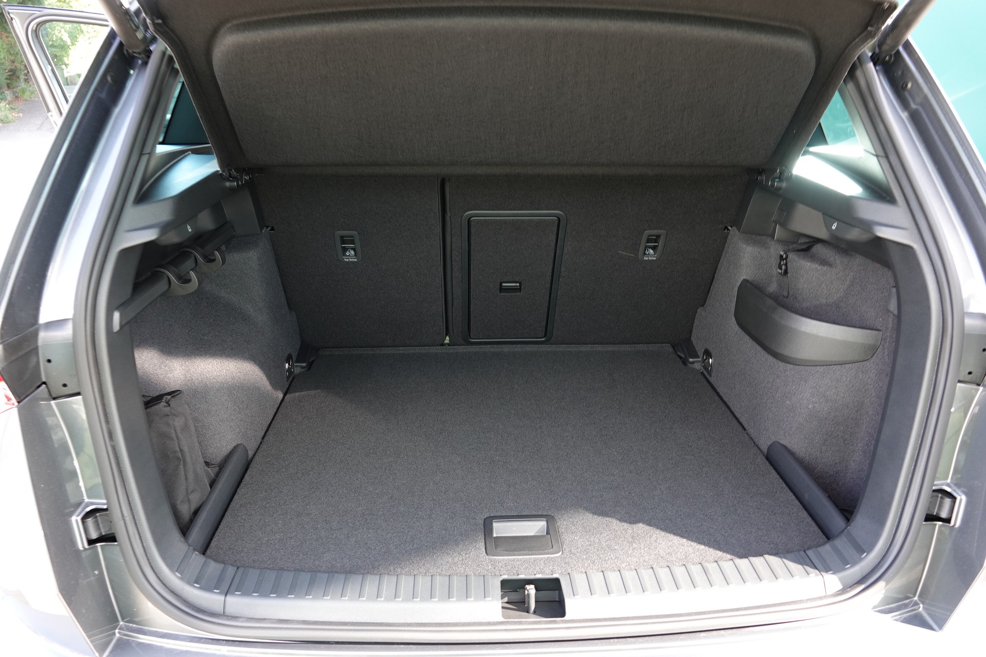SKODA Karoq 2.0 TSI SportLine 4x4 DSG-image-16