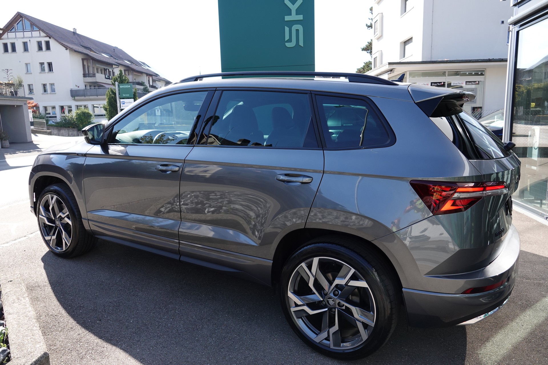 SKODA Karoq 2.0 TSI SportLine 4x4 DSG-image-5