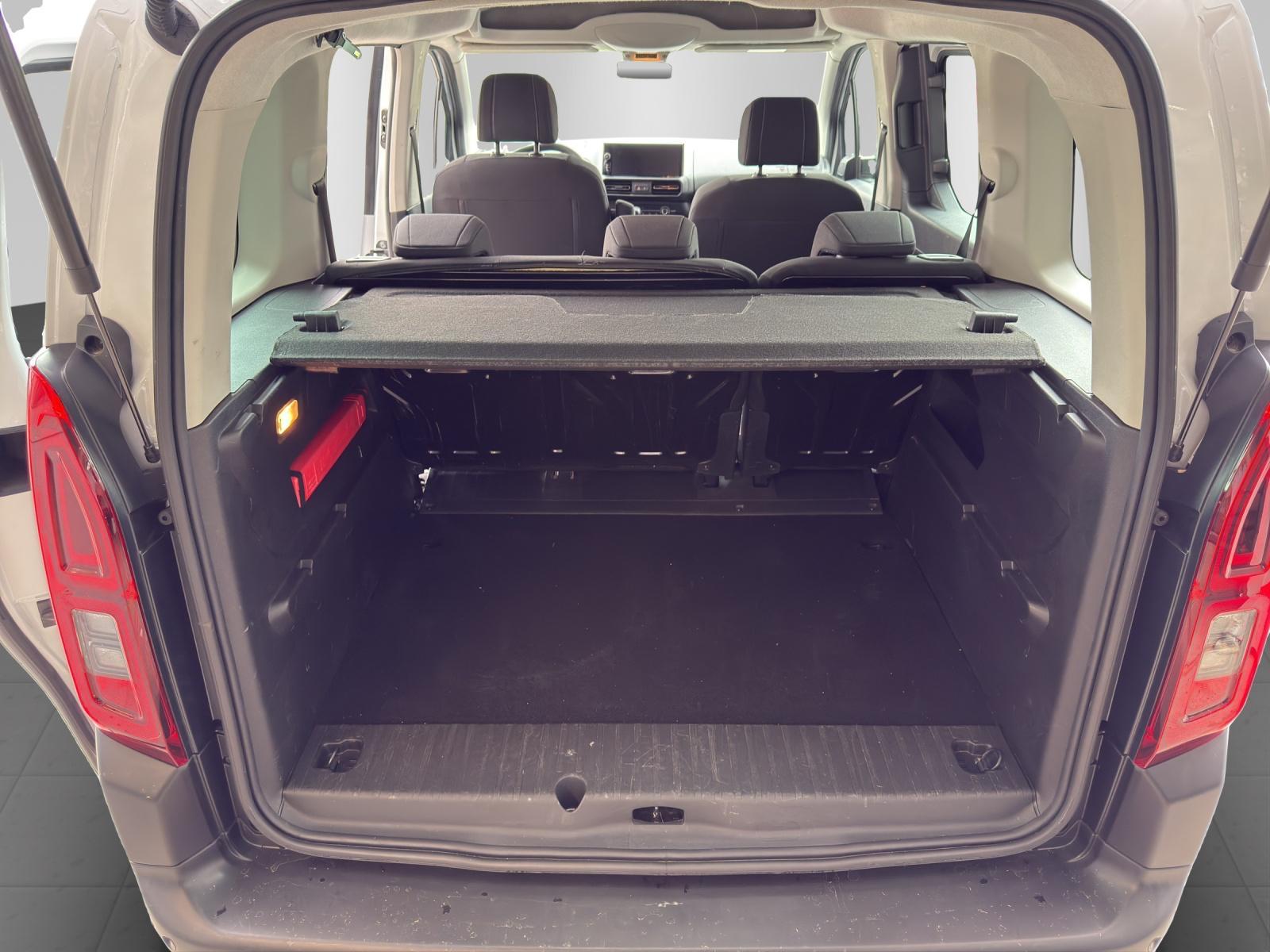 TOYOTA Proace City Verso L1 1.2 110 Comfort-image-12