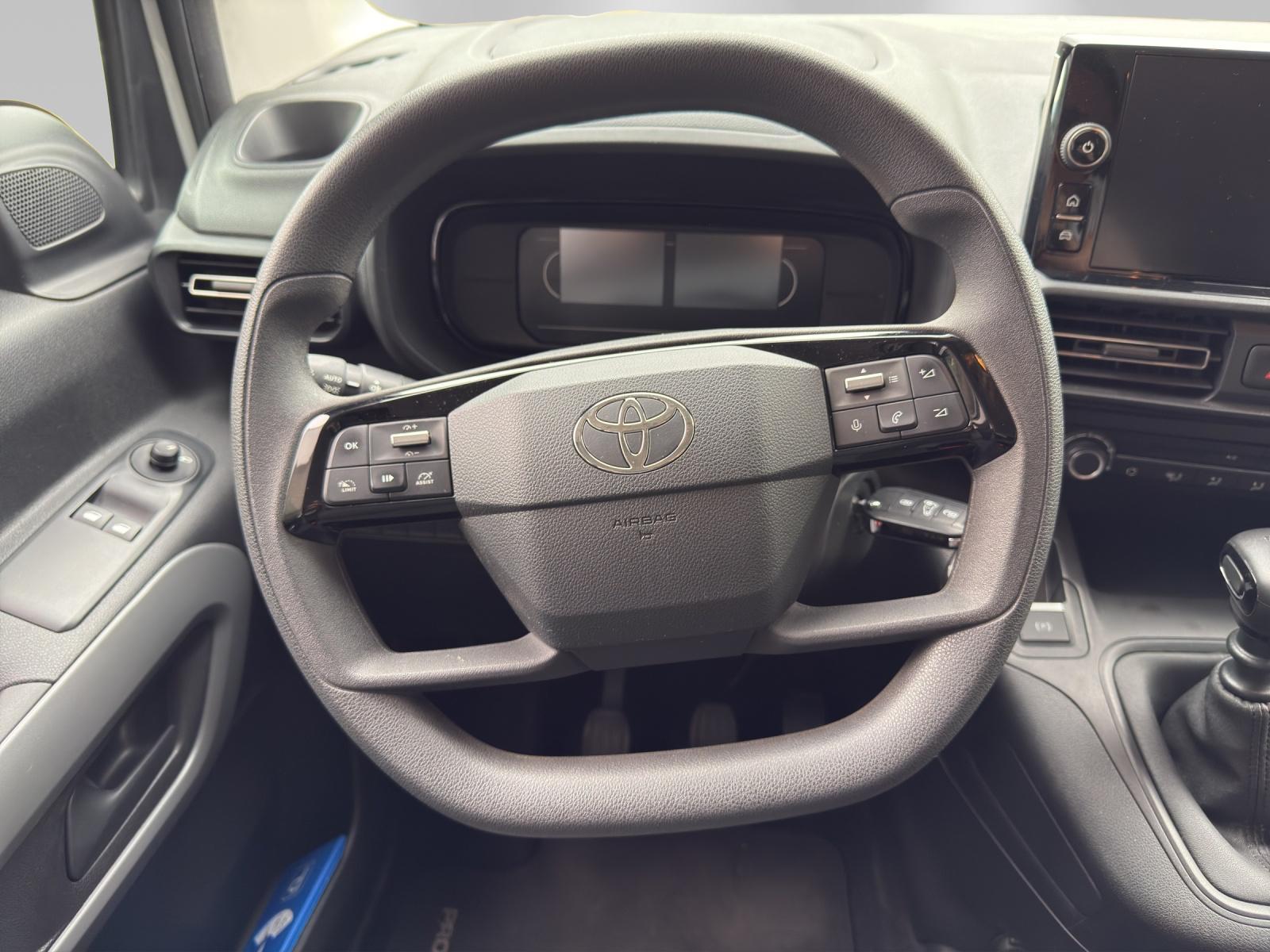 TOYOTA Proace City Verso L1 1.2 110 Comfort-image-10
