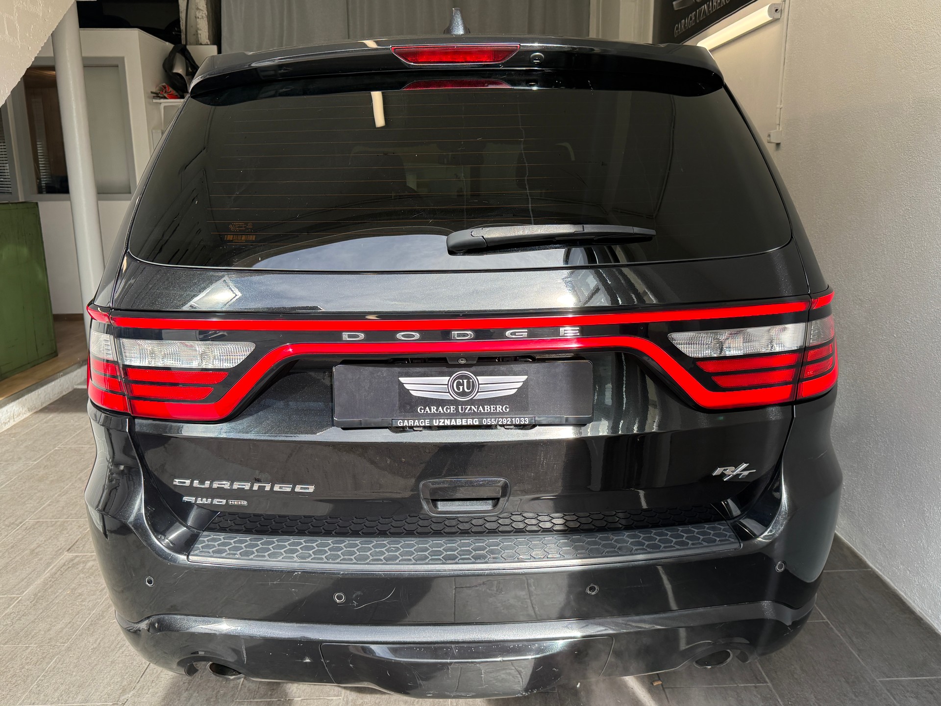 DODGE Durango 5.7 V8 HEMI R/T AWD Ab 420.- pro Monat-showroom-element-3