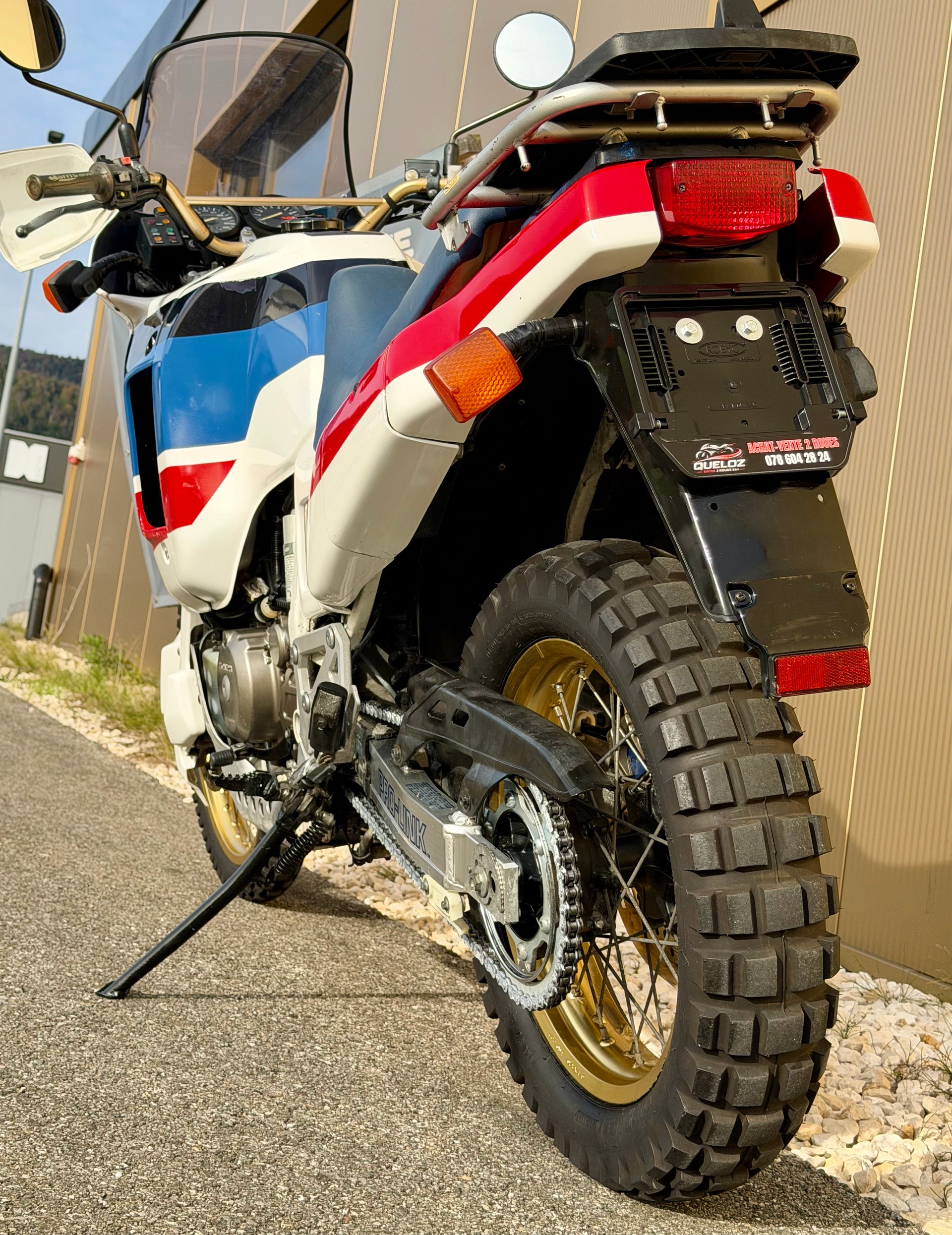 HONDA XRV 650 Africa Twin-image-12