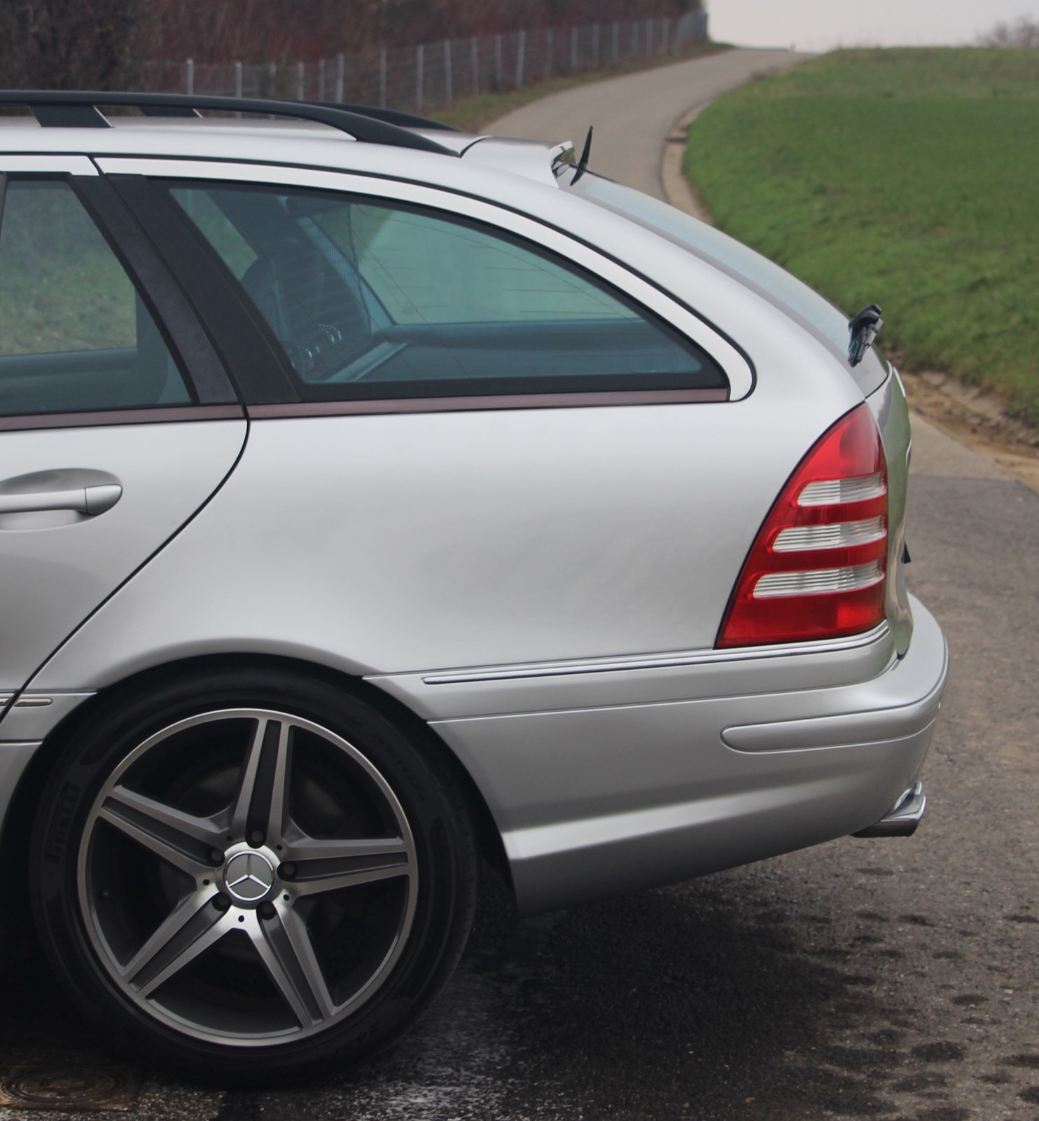MERCEDES-BENZ C 32 AMG Automatic-image-16