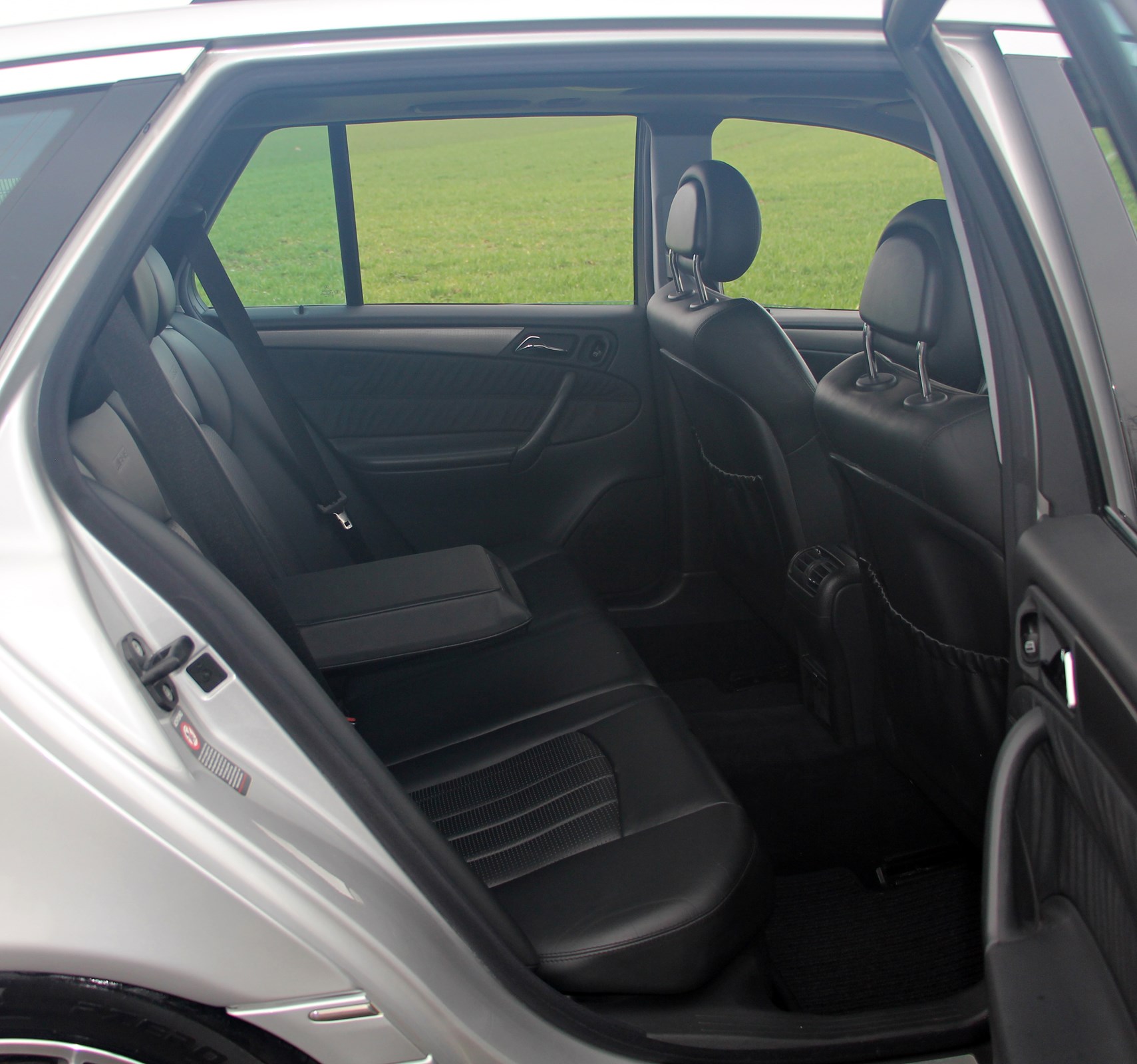 MERCEDES-BENZ C 32 AMG Automatic-image-11
