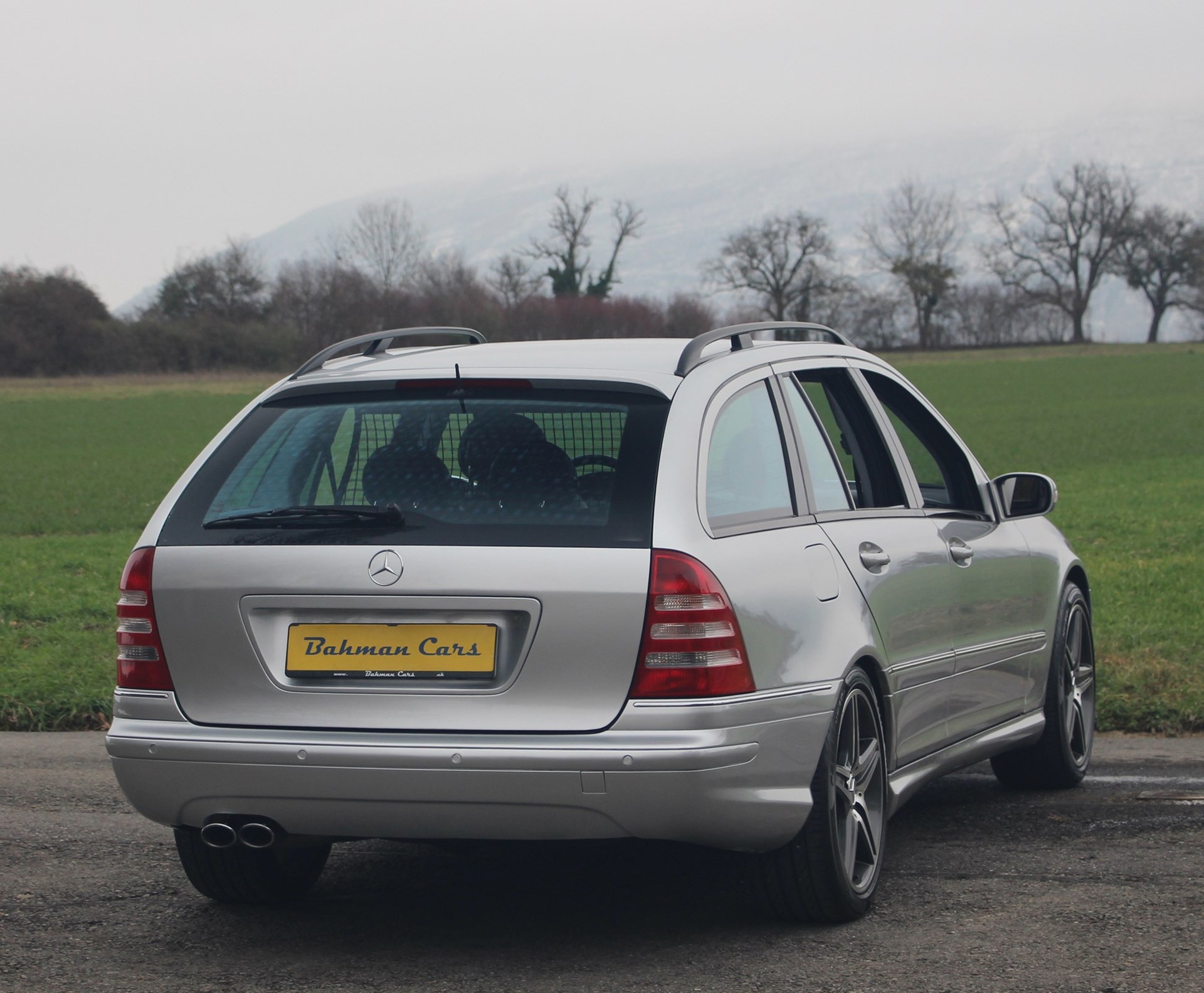 MERCEDES-BENZ C 32 AMG Automatic-showroom-element-3