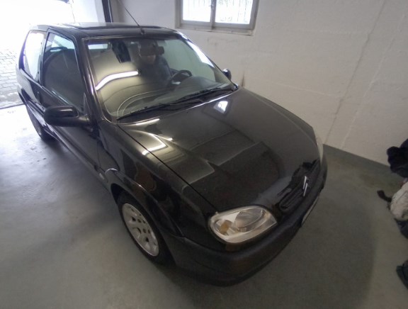 CITROEN Saxo 1.6i 16V VTS Black-image-1