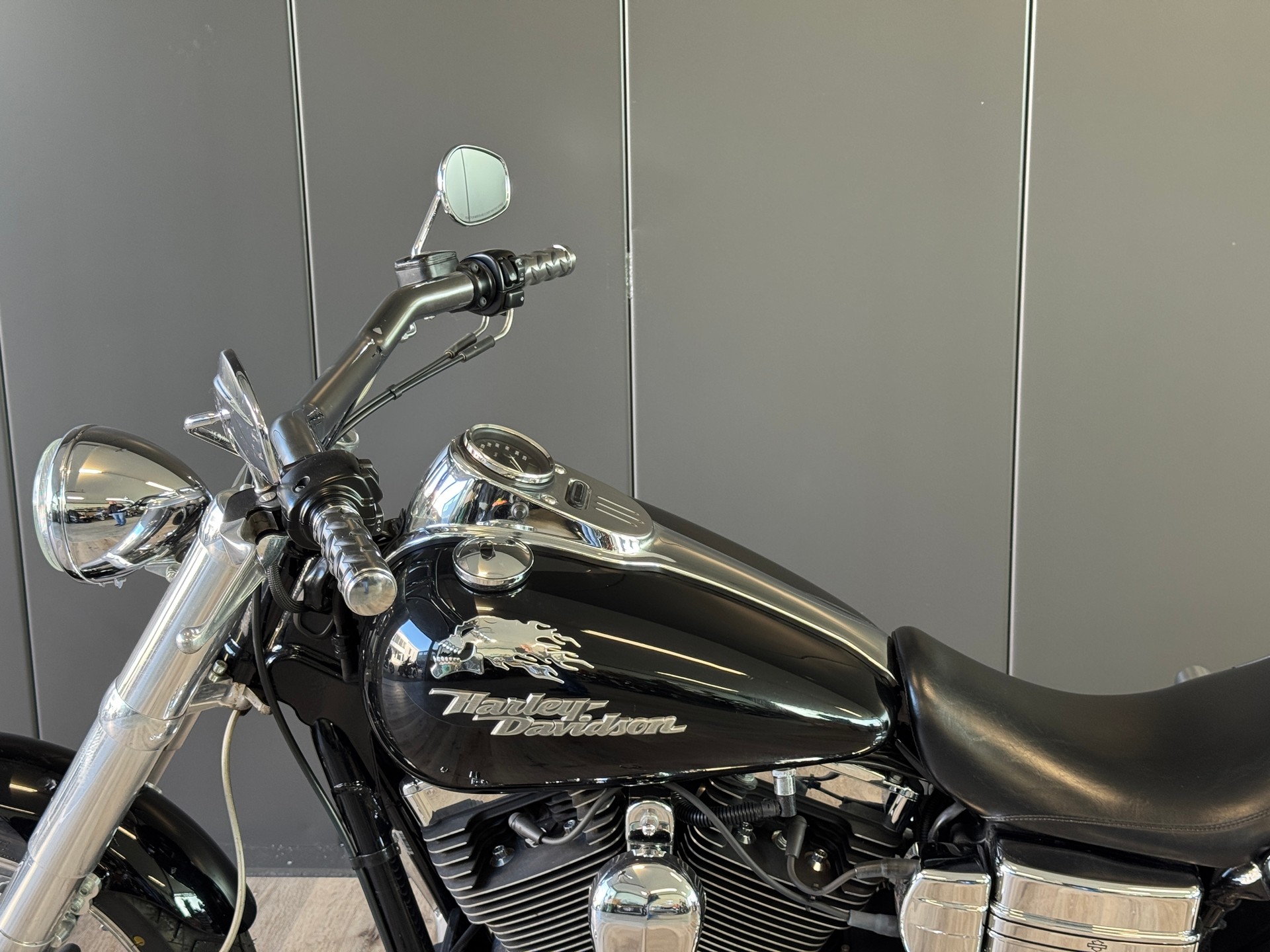HARLEY-DAVIDSON FXDBI Dyna Street Bob-image-9