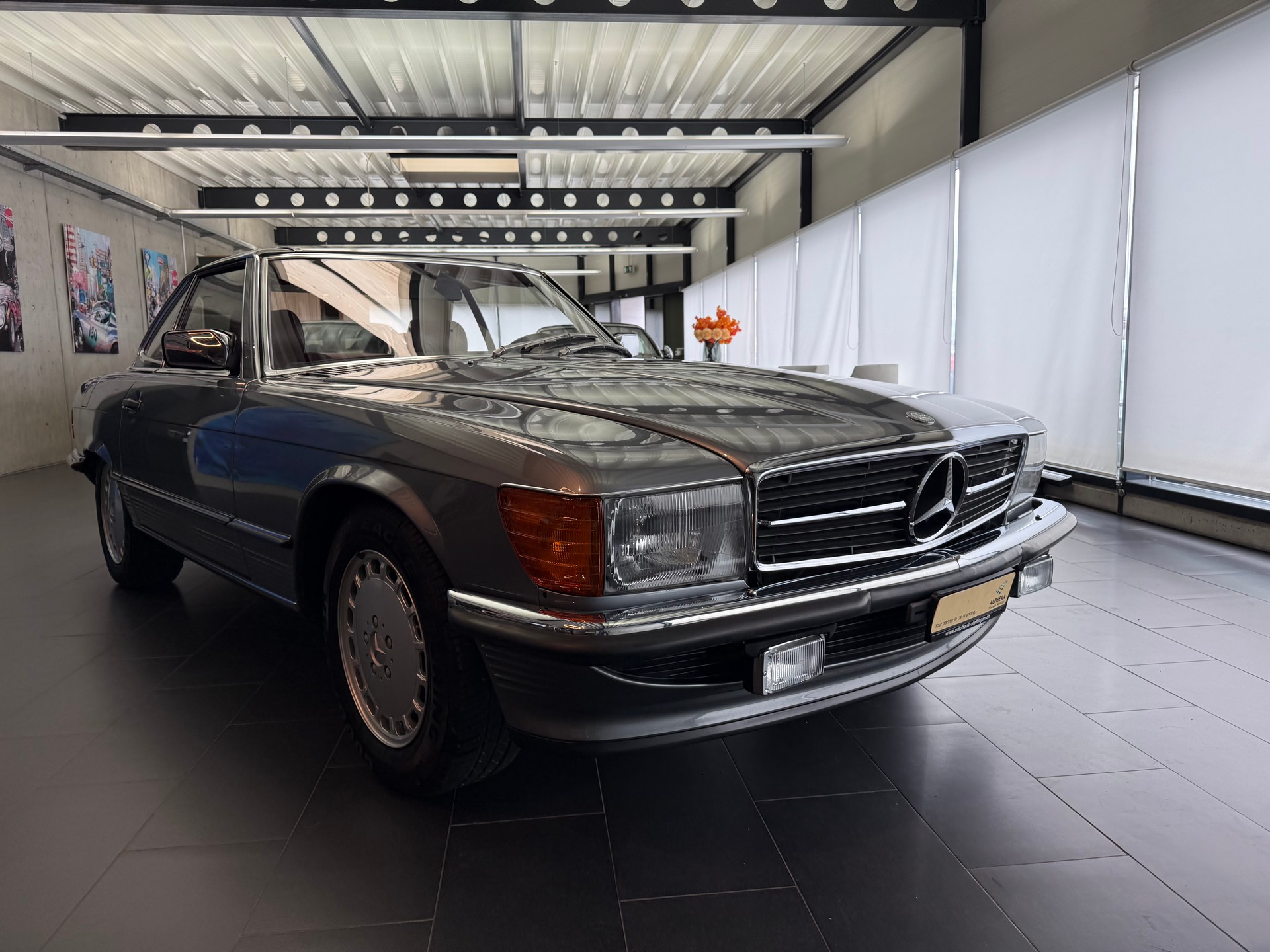 MERCEDES-BENZ SL 300-image-2